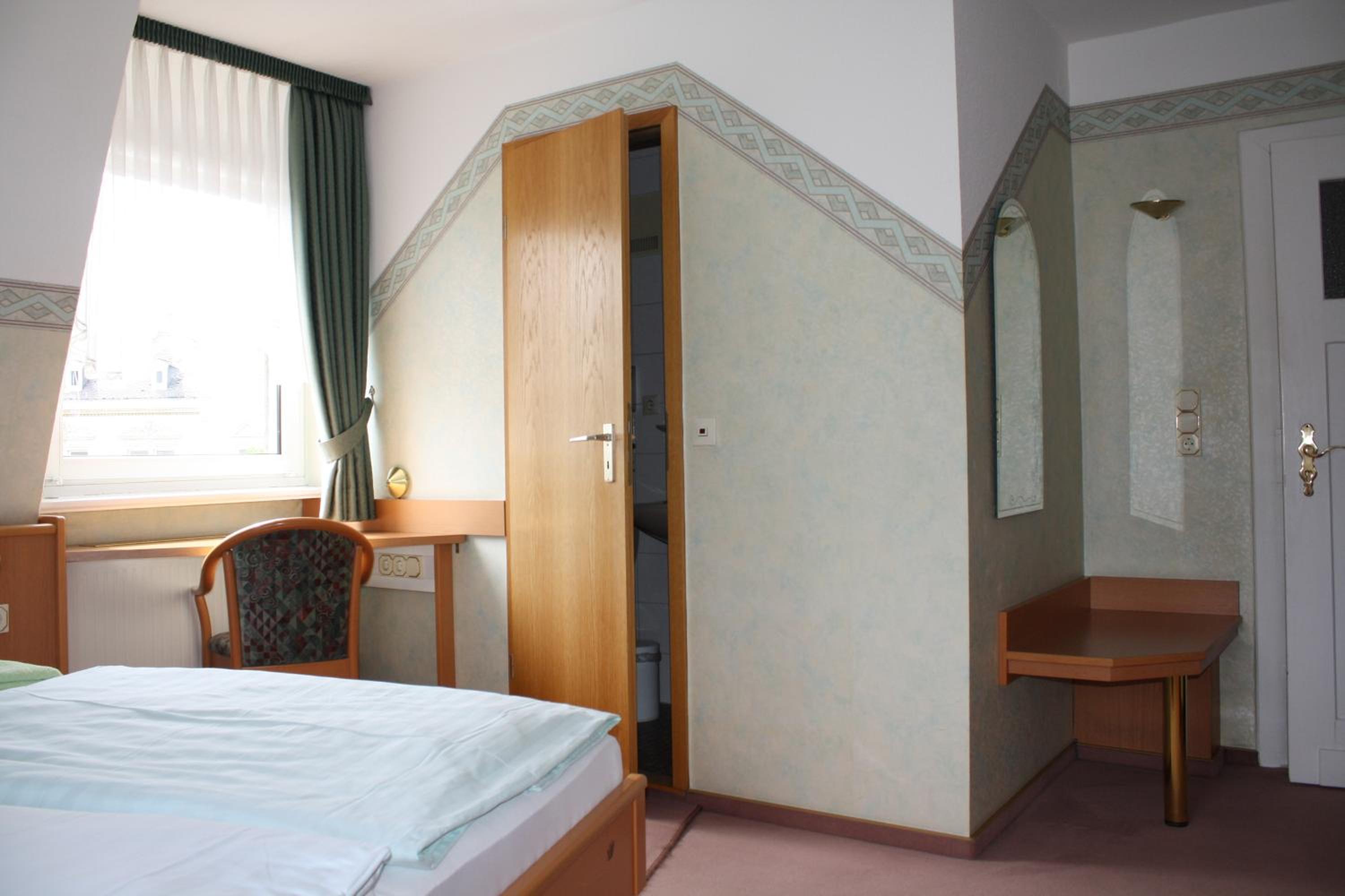 Double Room - Photo 9
