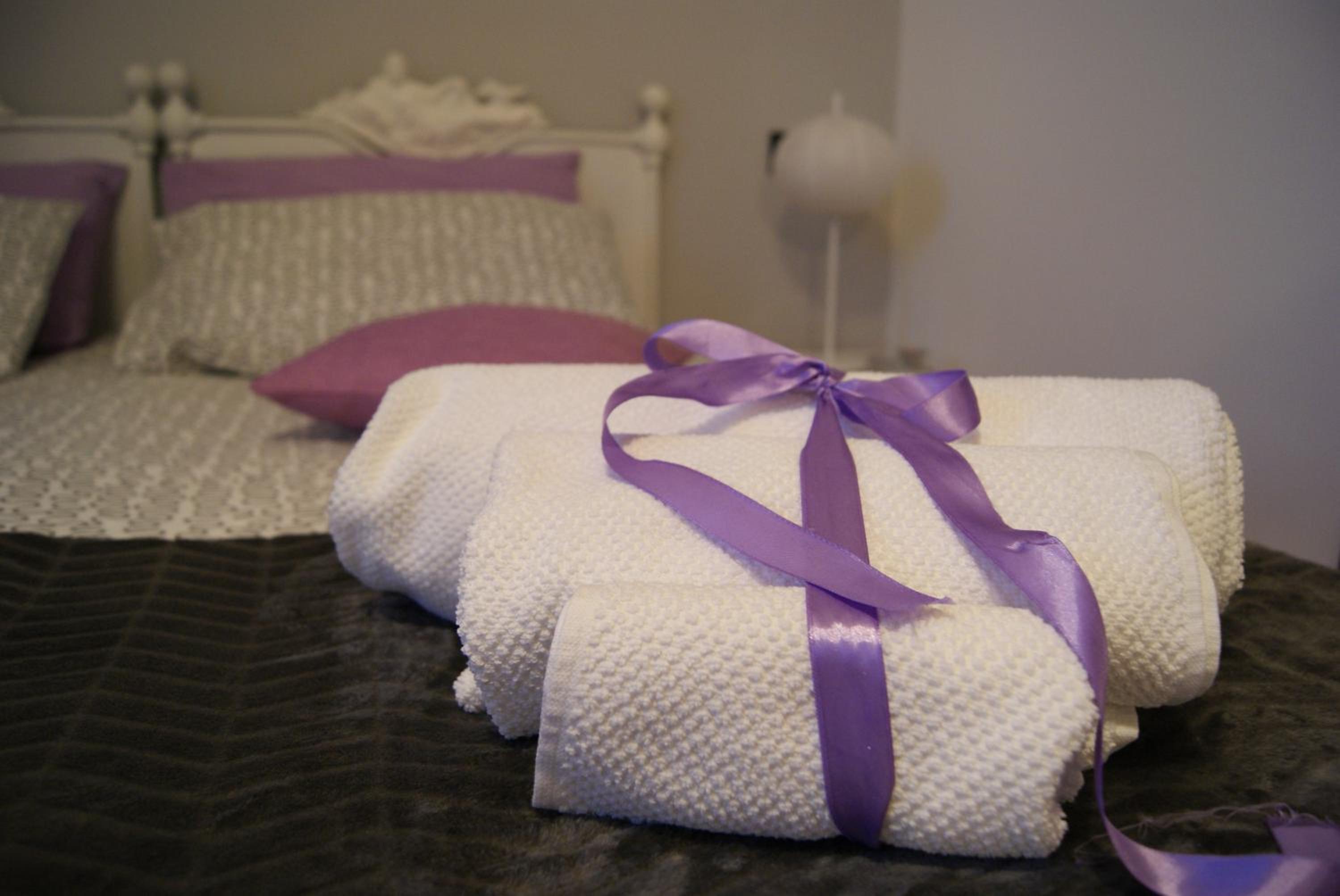 Deluxe Double Room with Balcony - Photo 20
