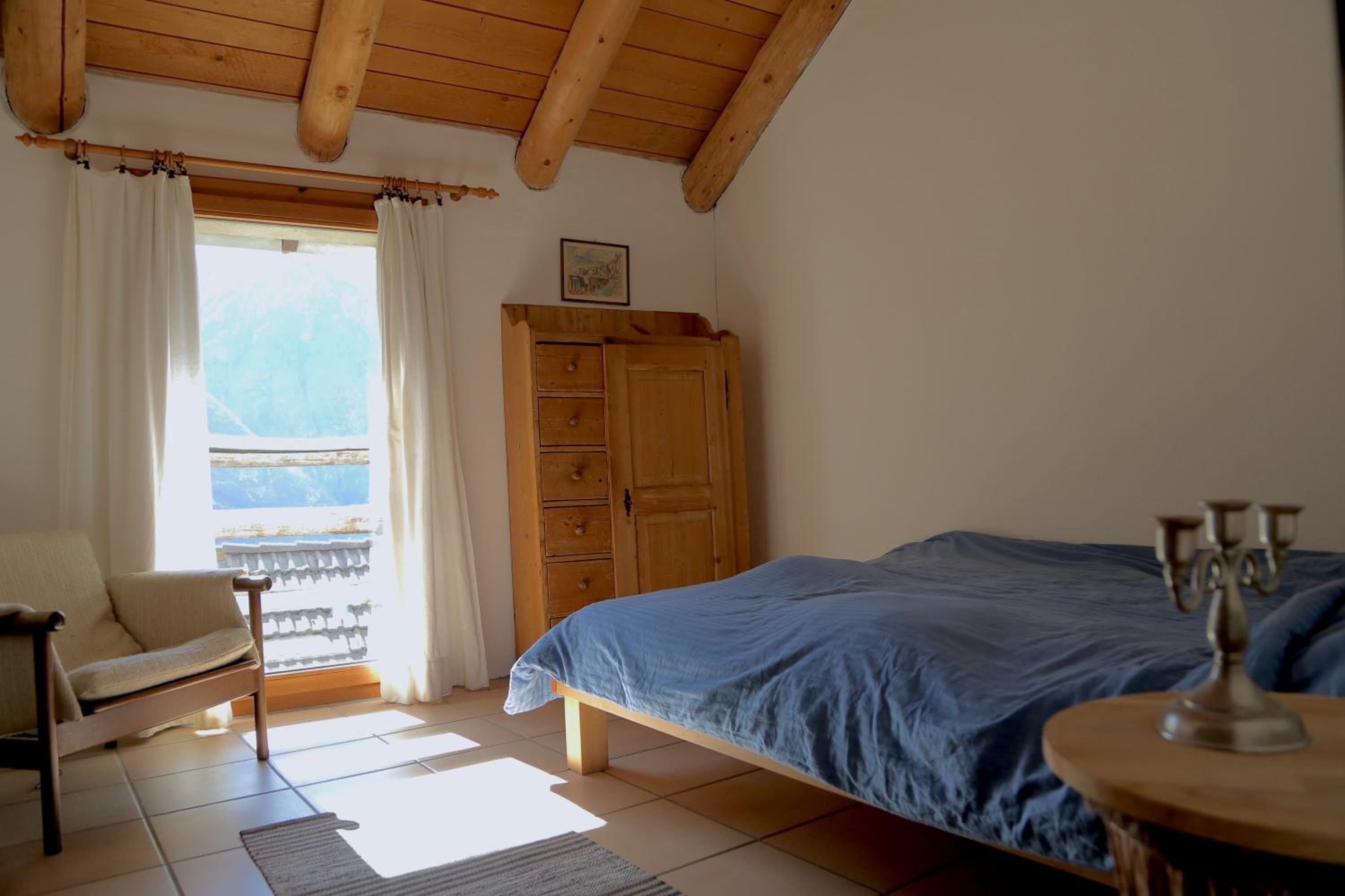 Double Room with Shared Bathroom photo 1