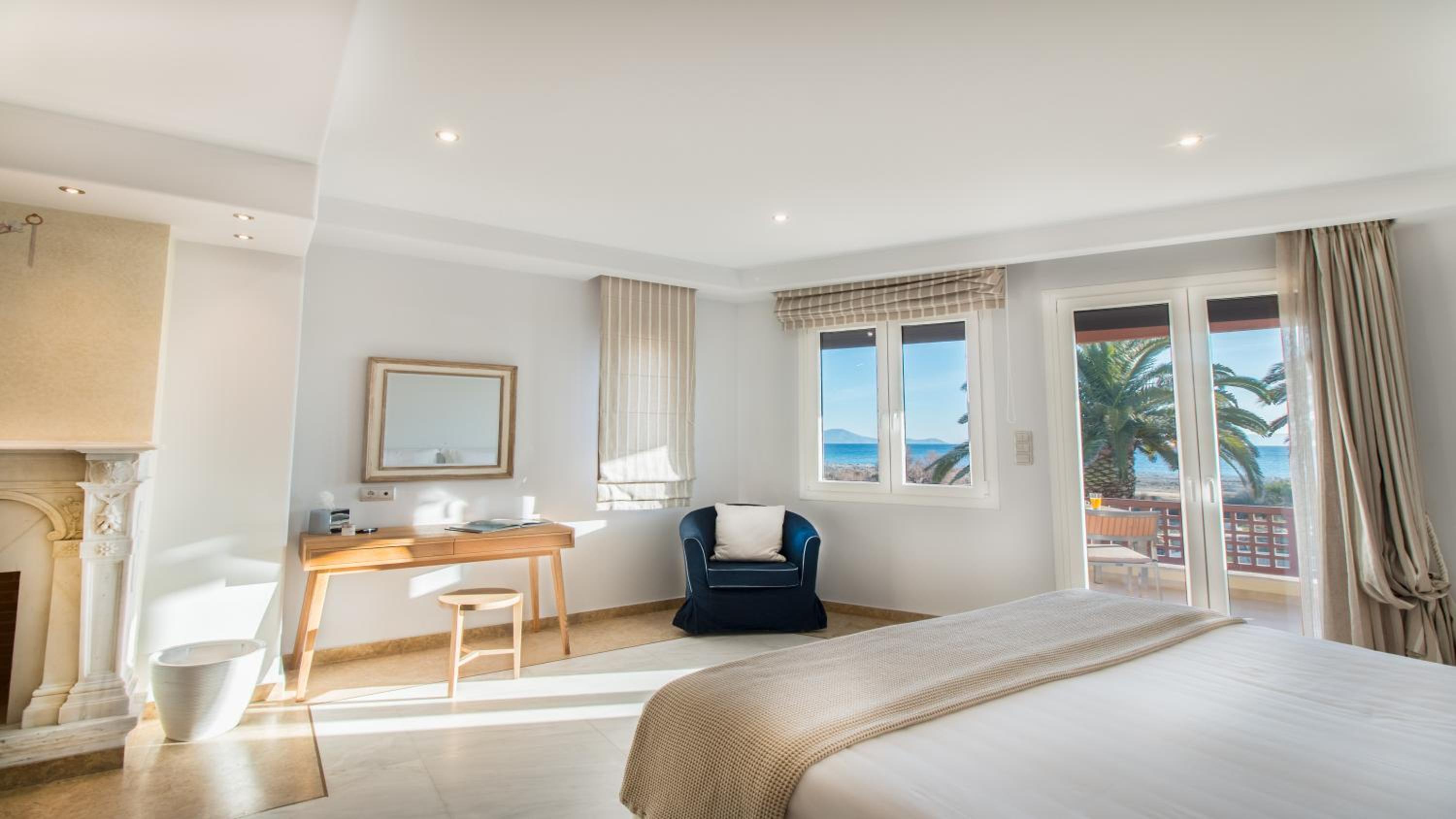 Executive Sea View Suite With Outdoor Jacuzzi