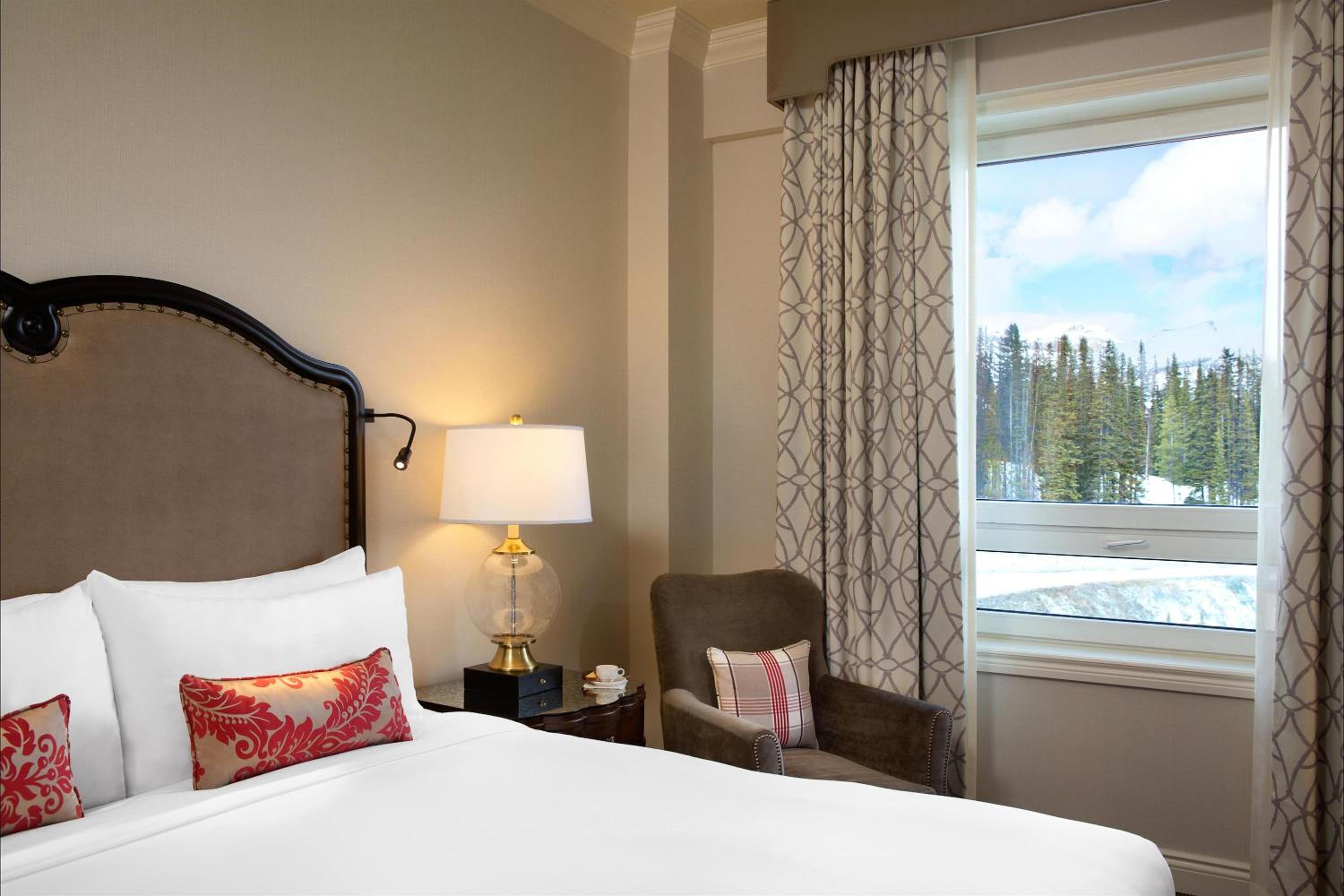 Fairmont Room with Mountain View