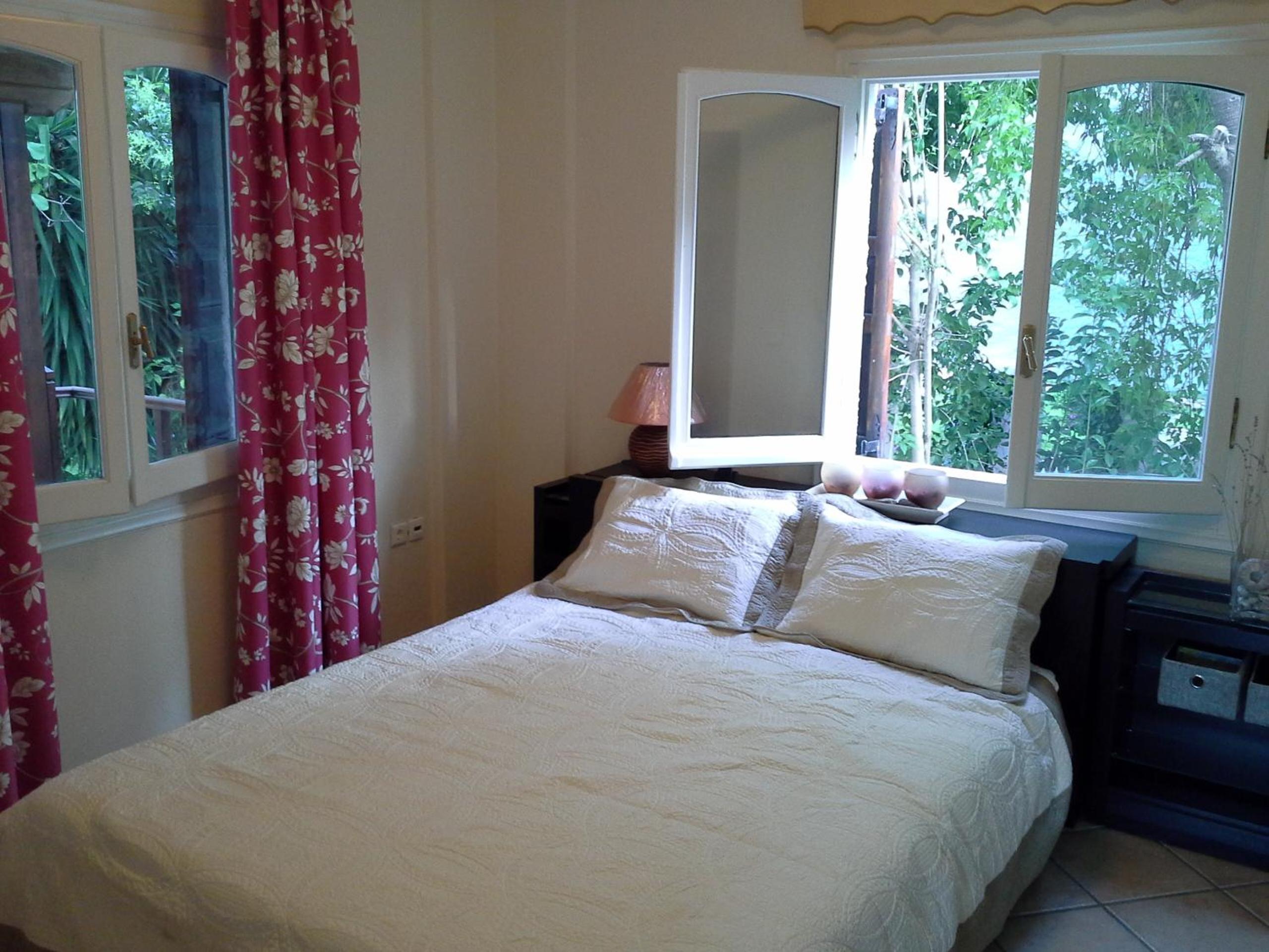 Villa - Beach Front photo 1