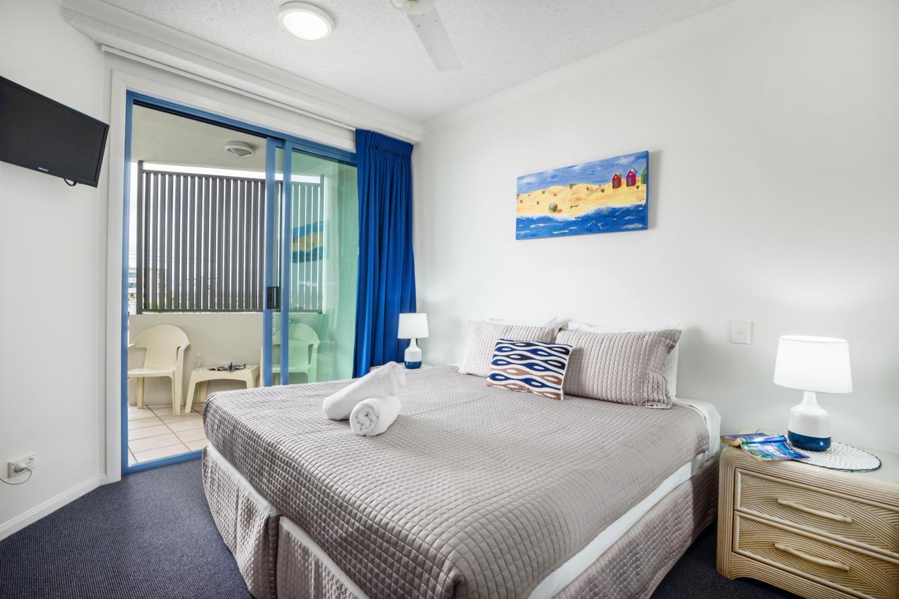 One-Bedroom Apartment - Photo 15