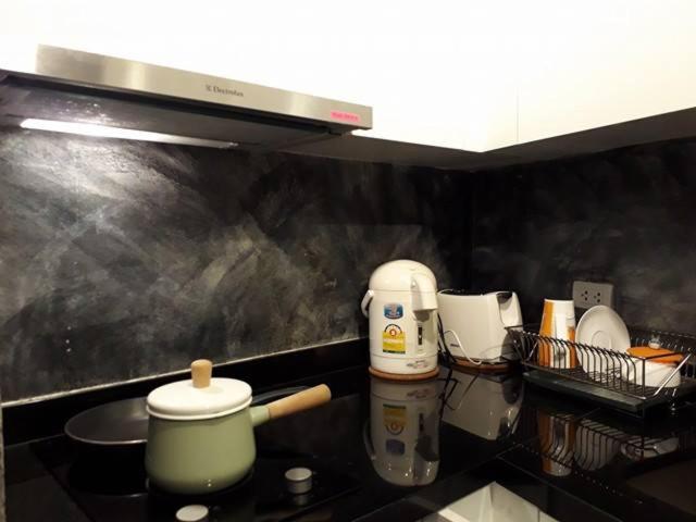 One-Bedroom Apartment - Photo 6