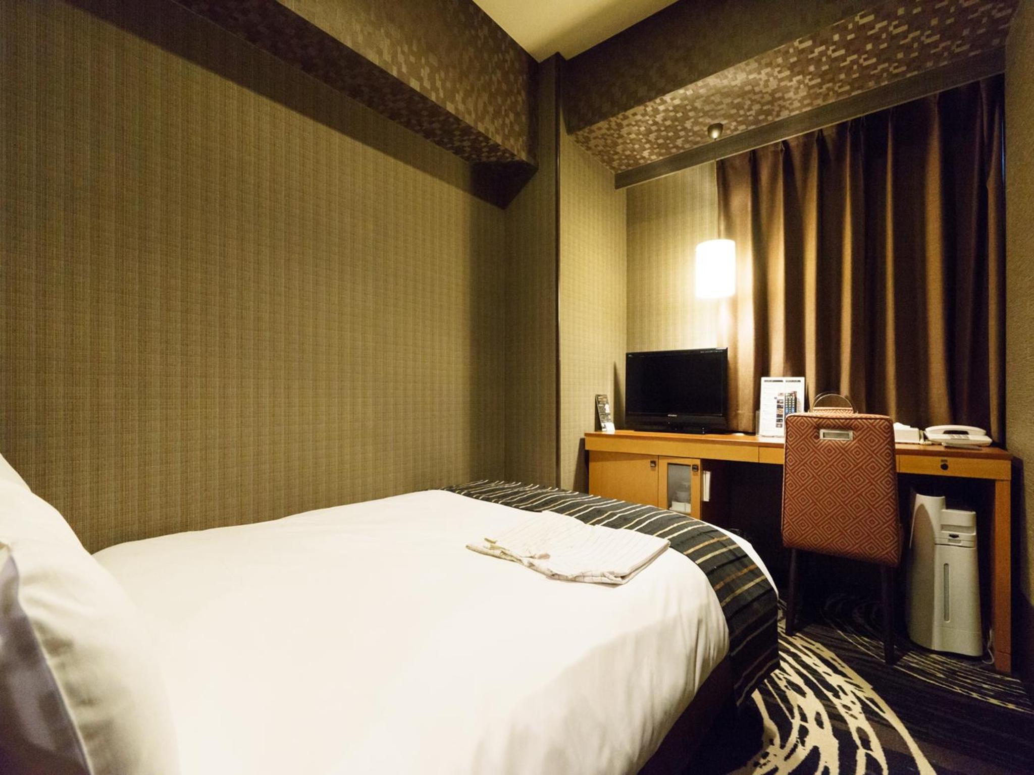 Single Room - Non-Smoking photo 1
