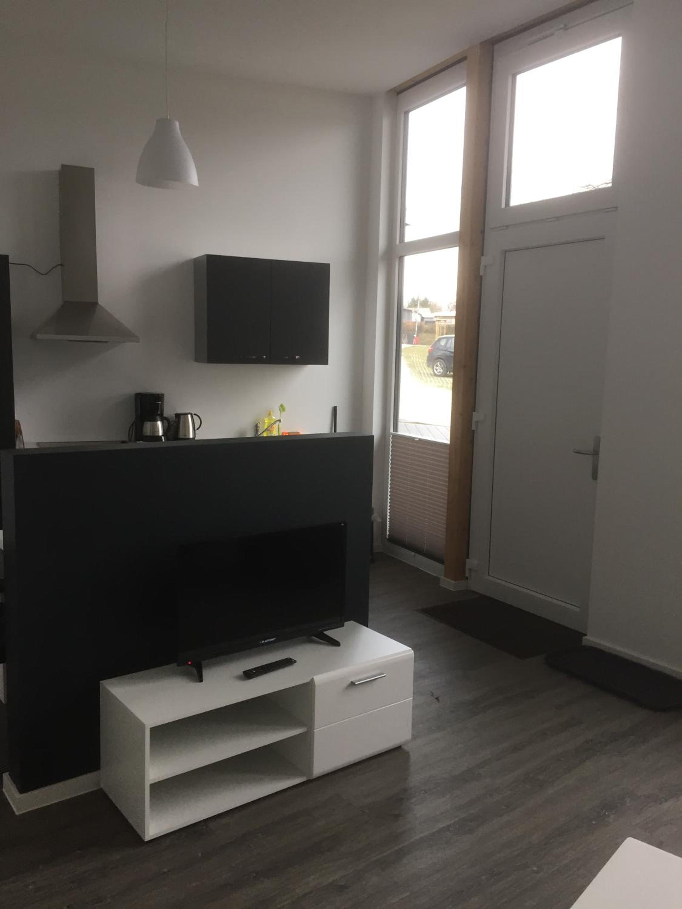 Apartment with Lake View photo 2