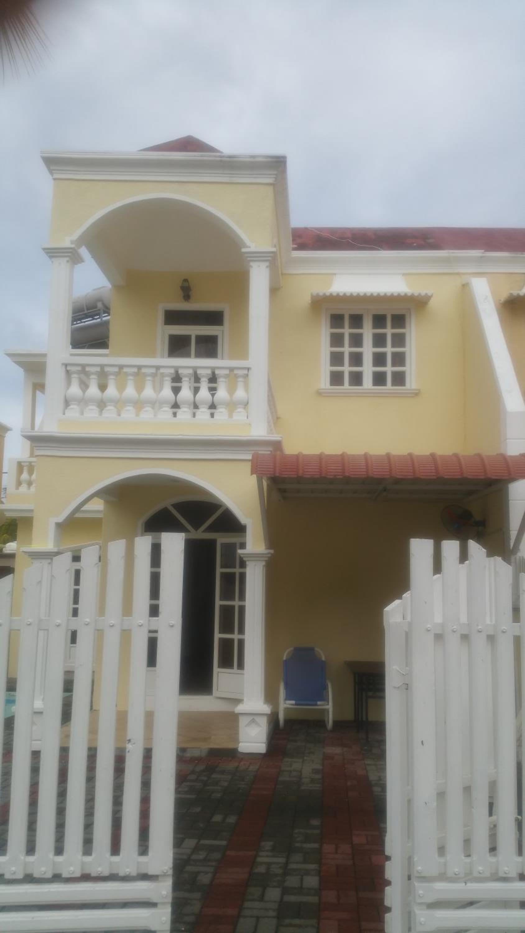 Three-Bedroom Villa photo 2