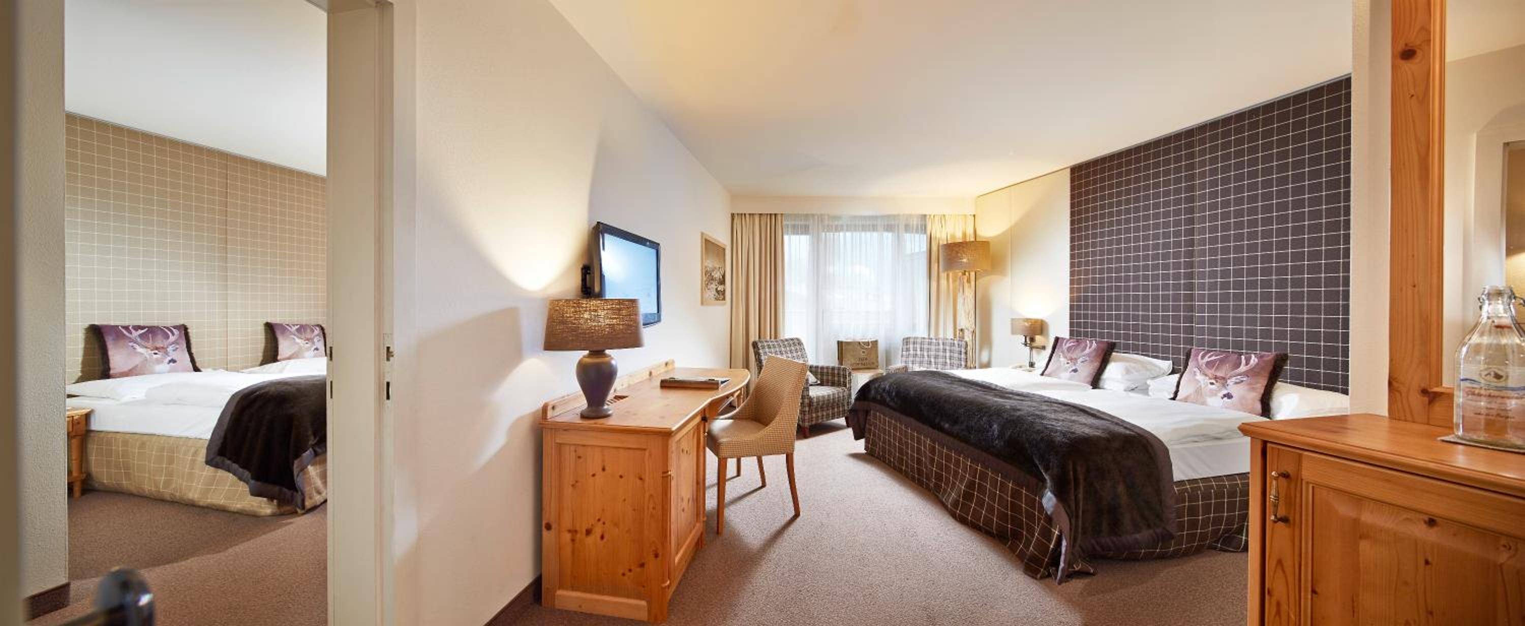 Superior Double Room with Balcony - Photo 3