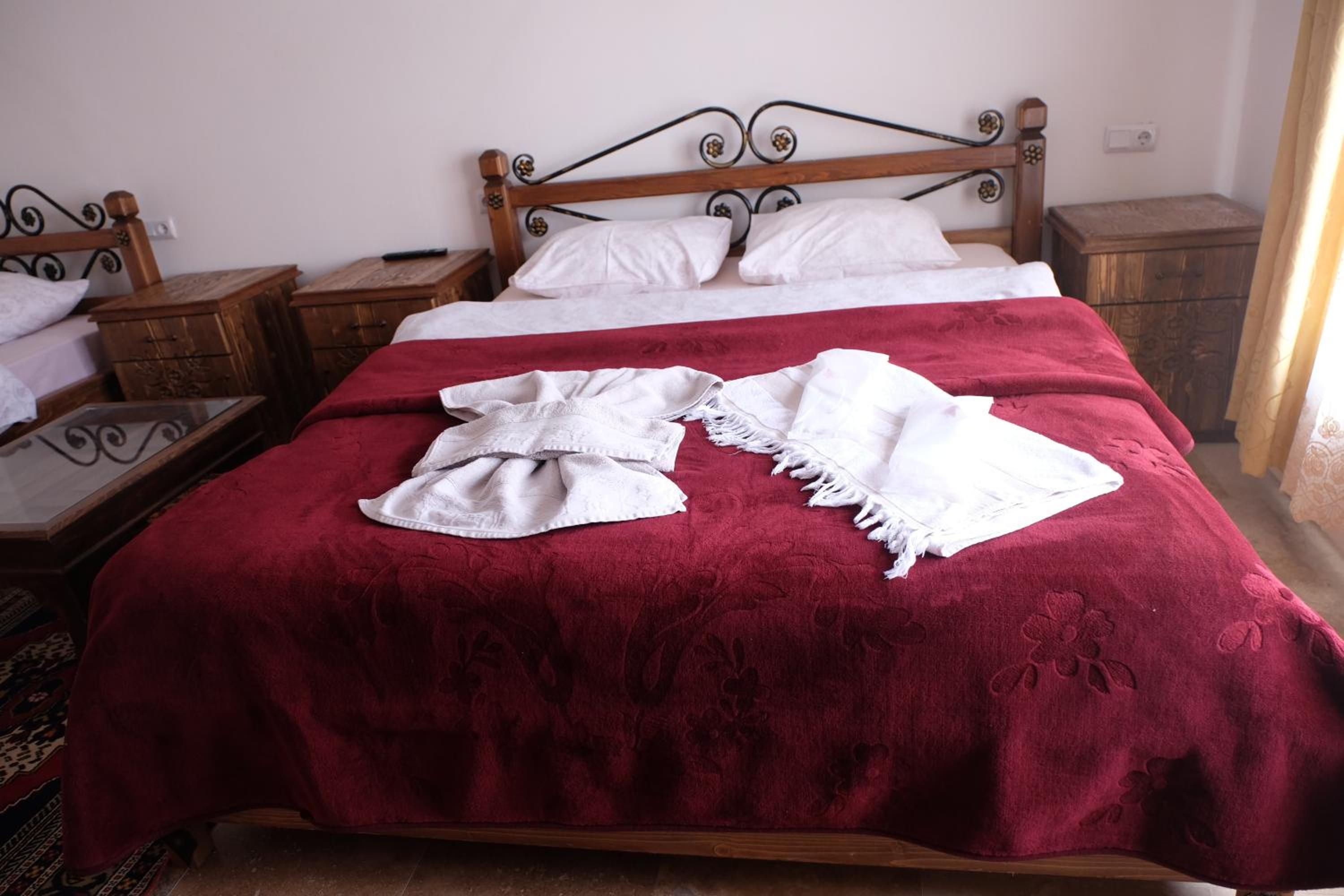 Luxury Triple Room - Photo 8