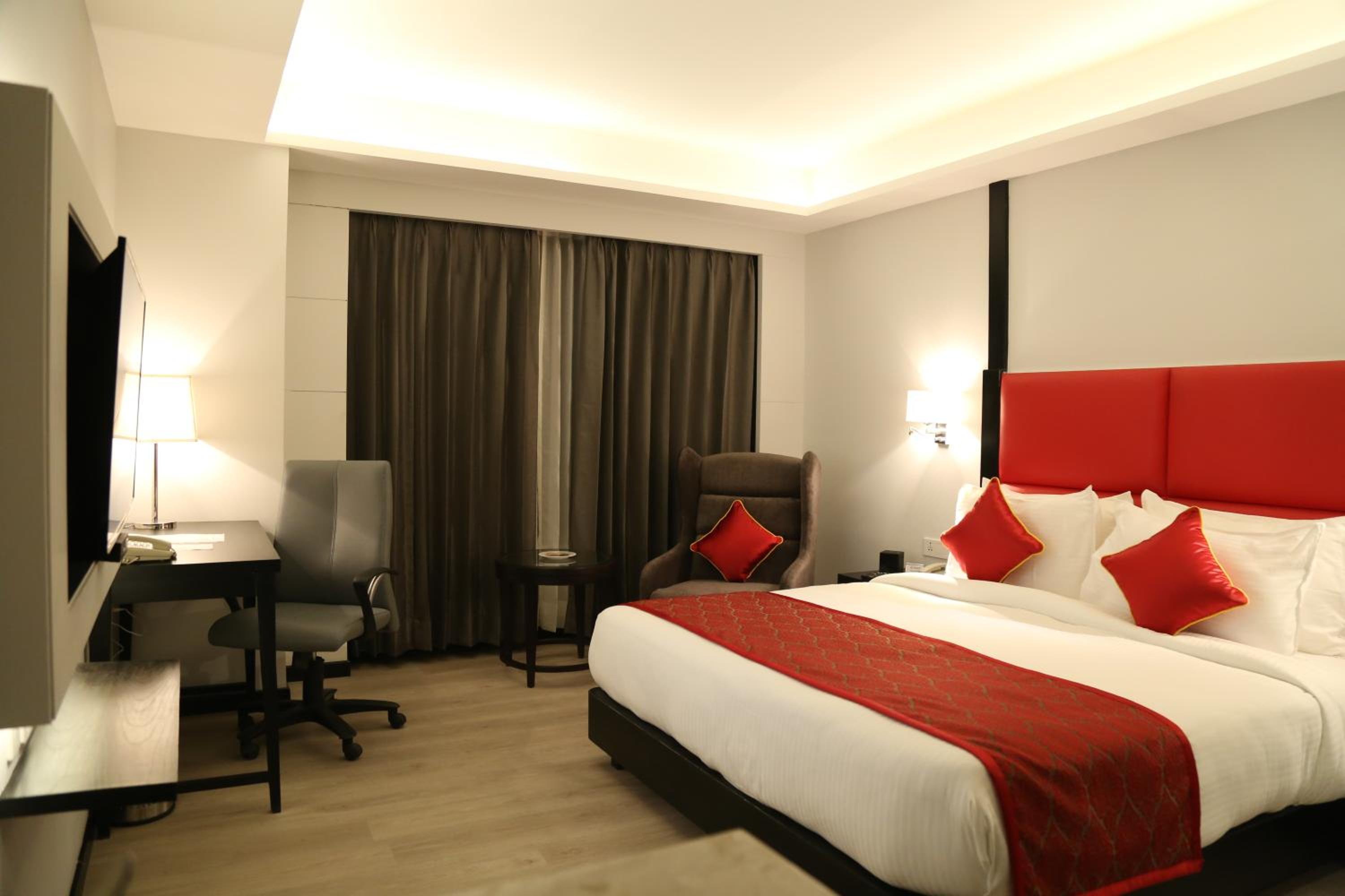King Room - Disability Access - Book & Unlock Exclusive Deals