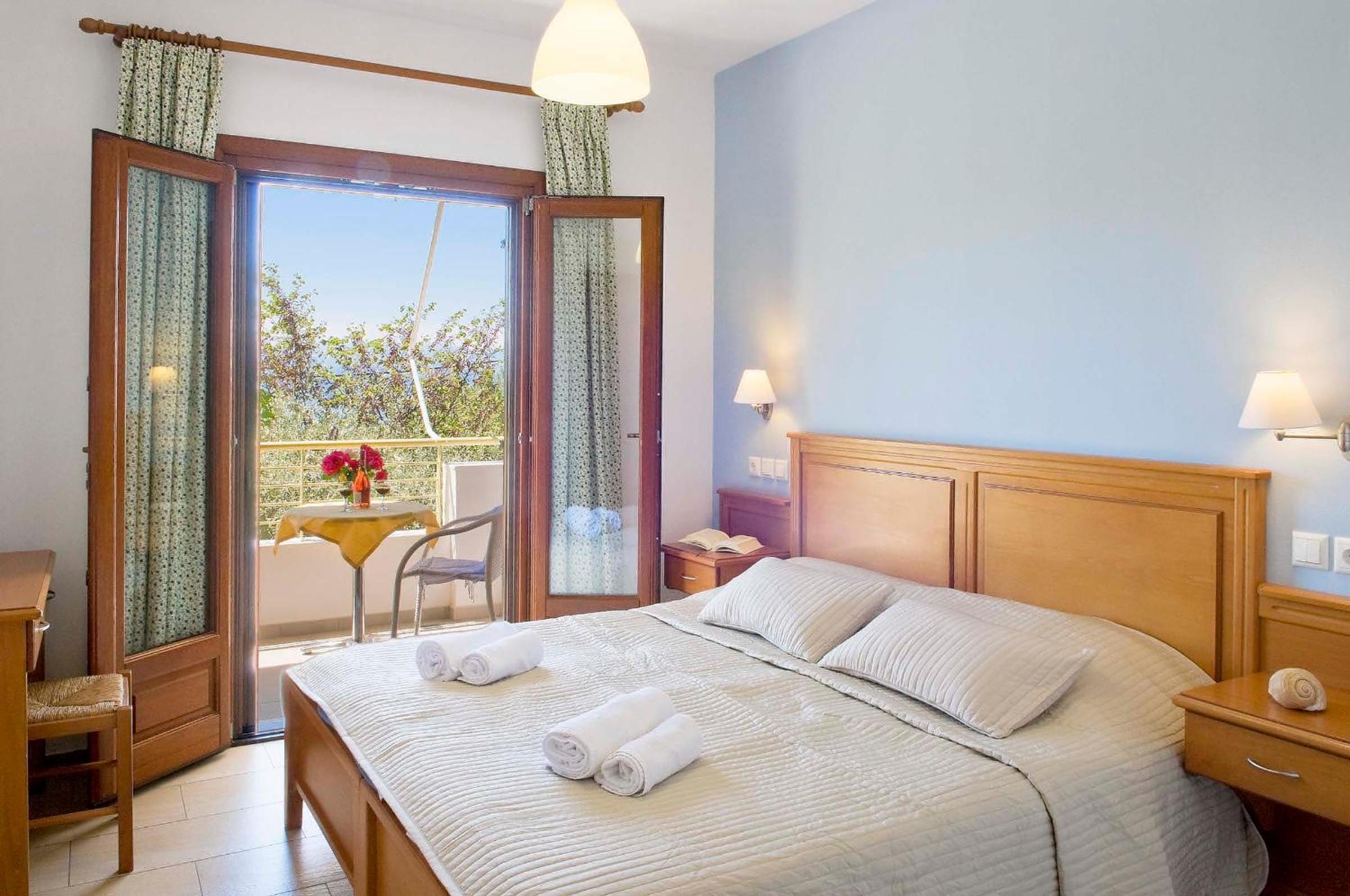 One-Bedroom Apartment with Sea View