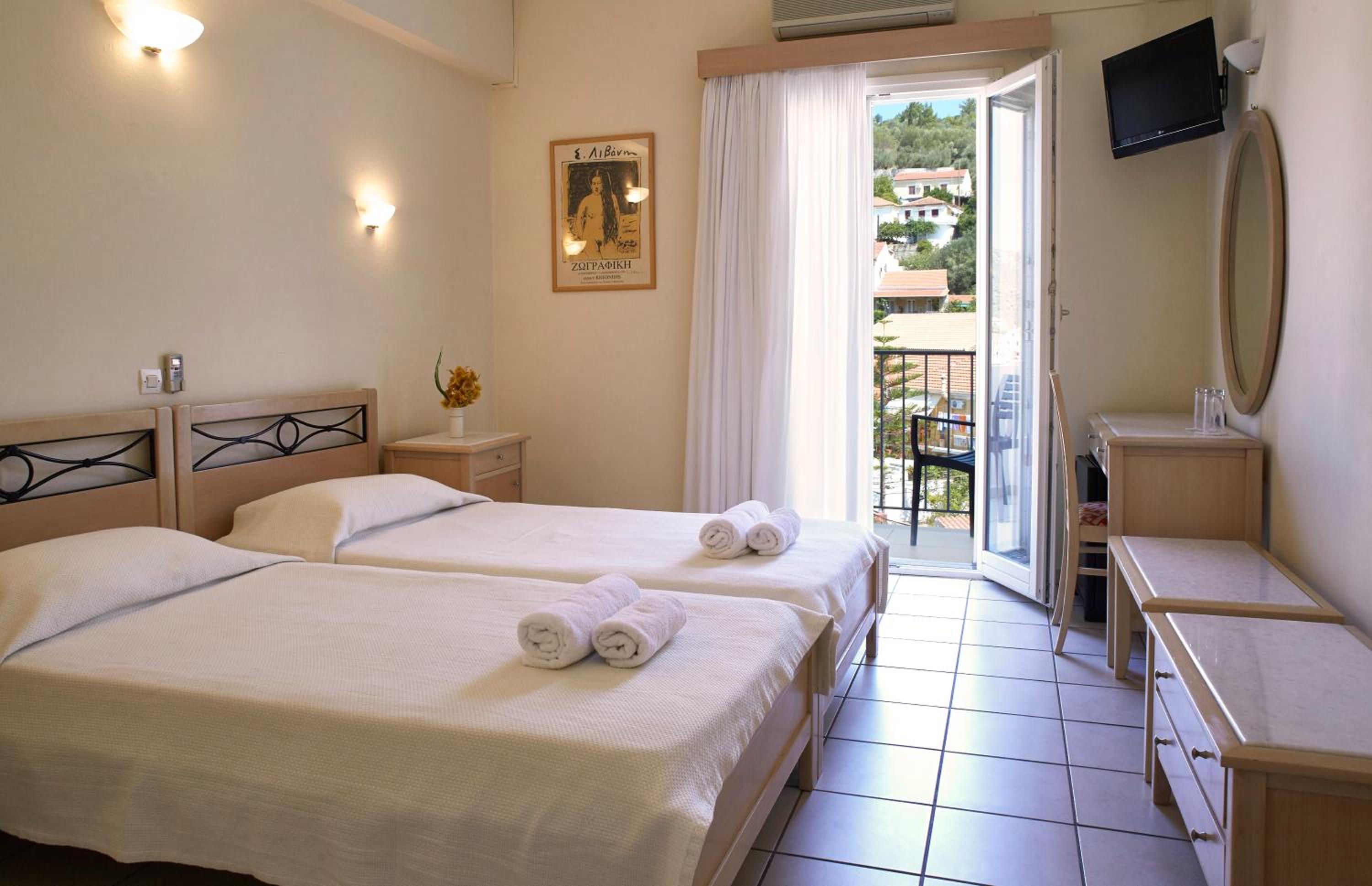 Twin Room with Side Sea View