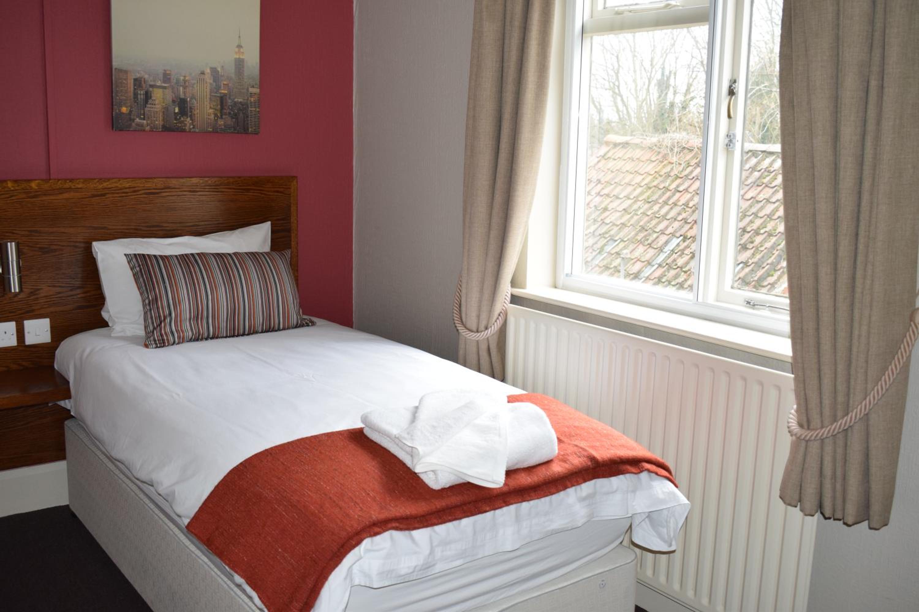 Single Room photo 2
