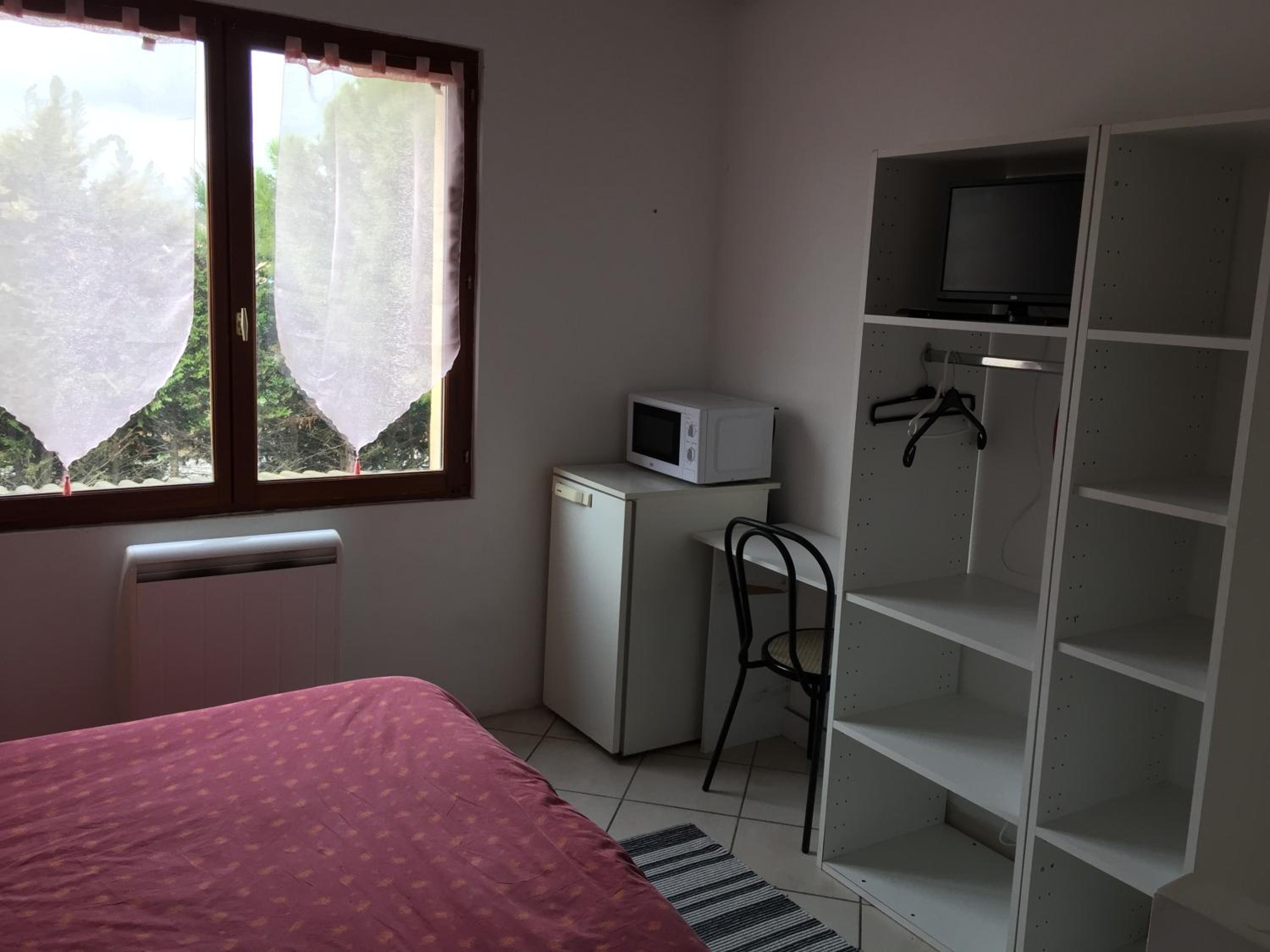 Double Room with Private Bathroom photo 3