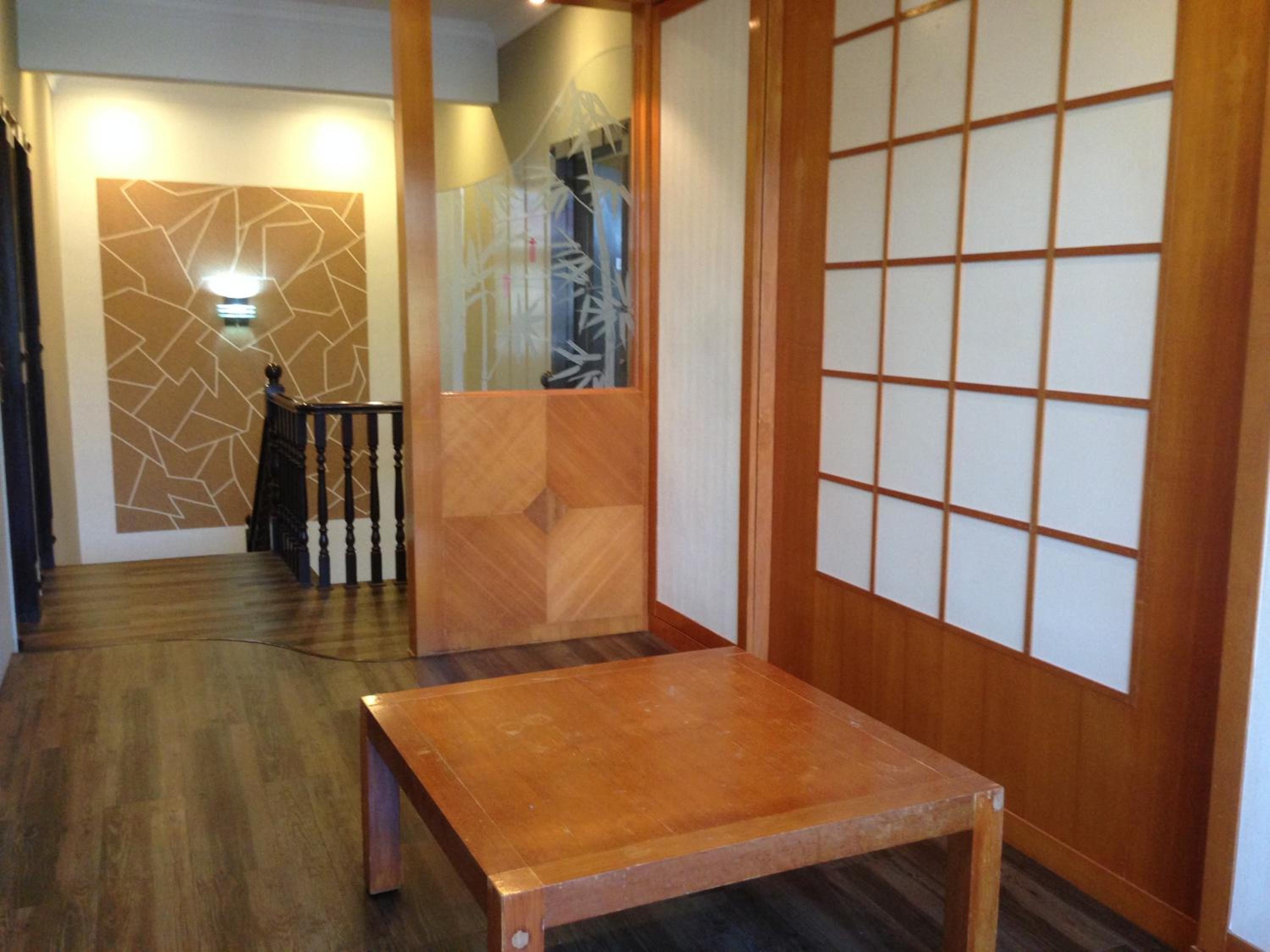 Deluxe King Room photo 3