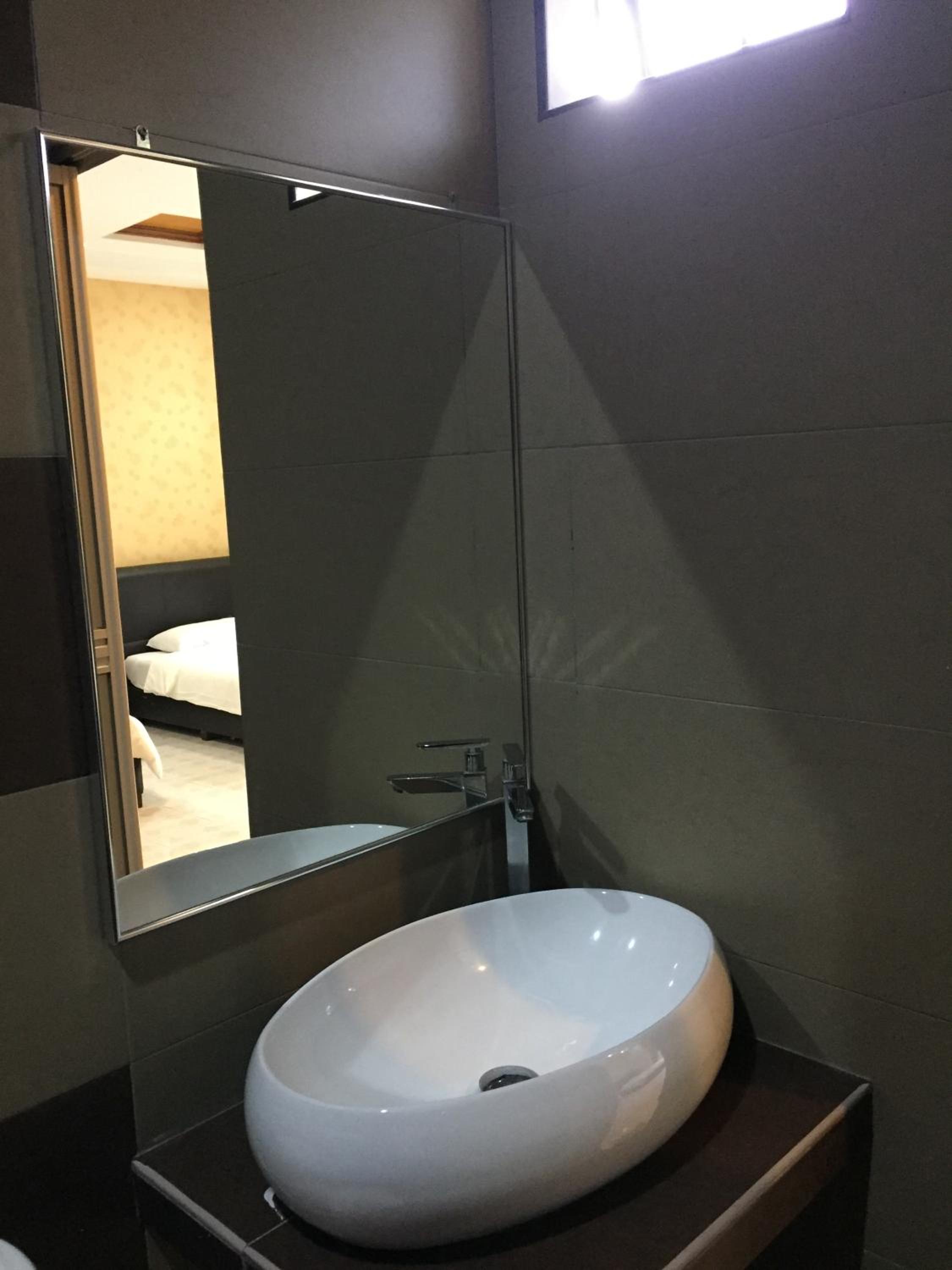 Deluxe Twin Room photo 2