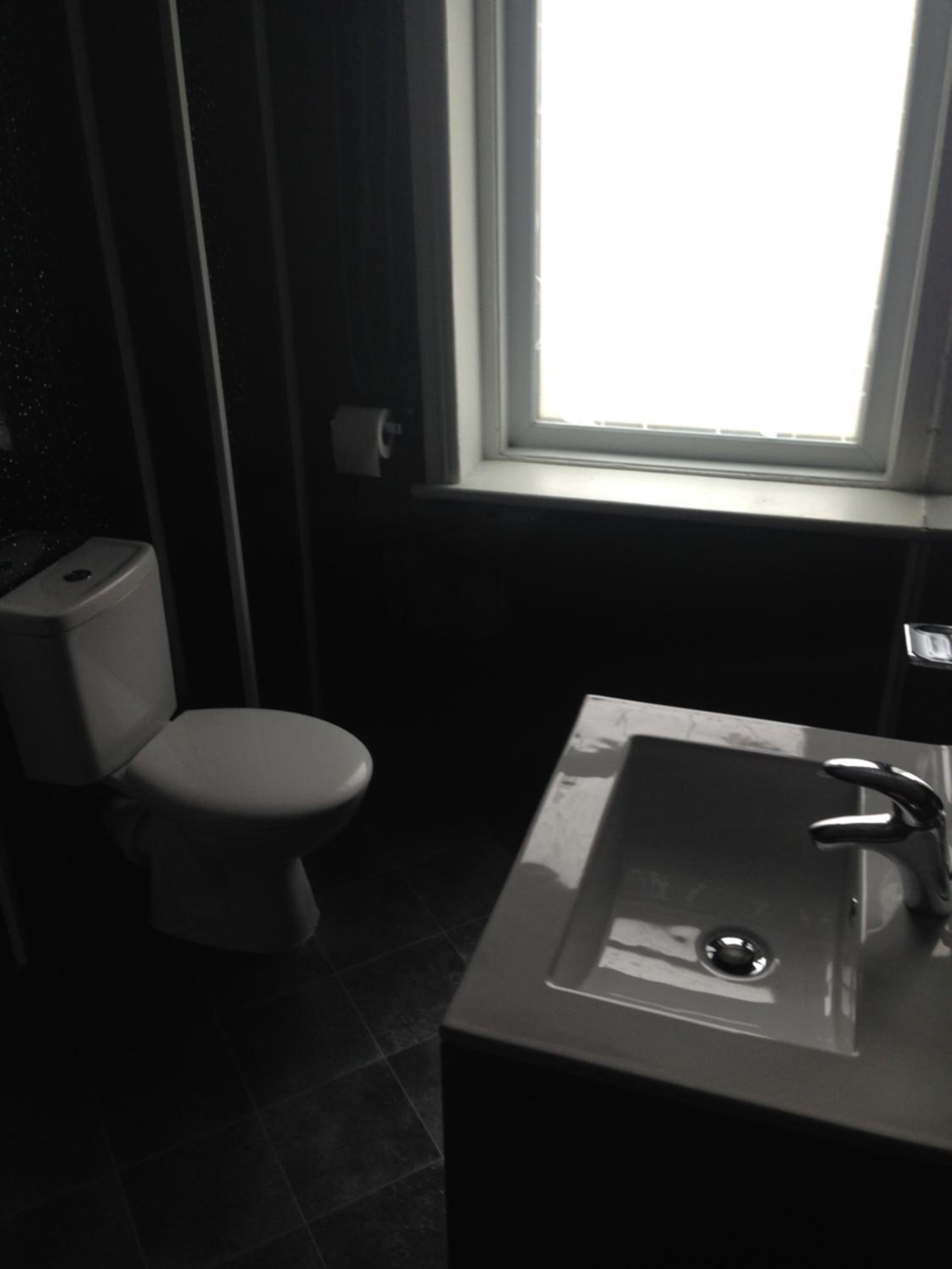Comfort Triple Room with Shower - Photo 7