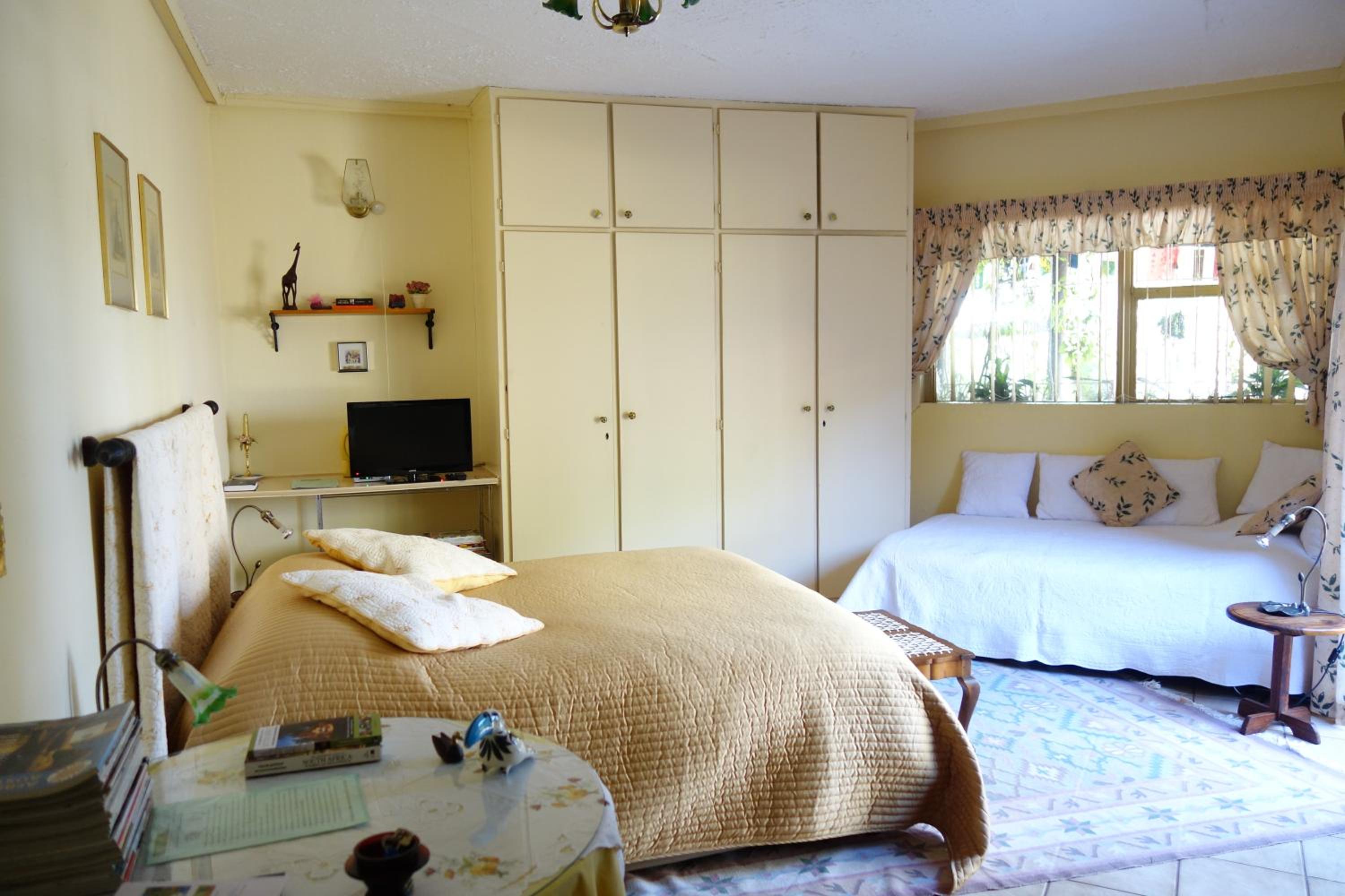 Budget Double Room photo 1