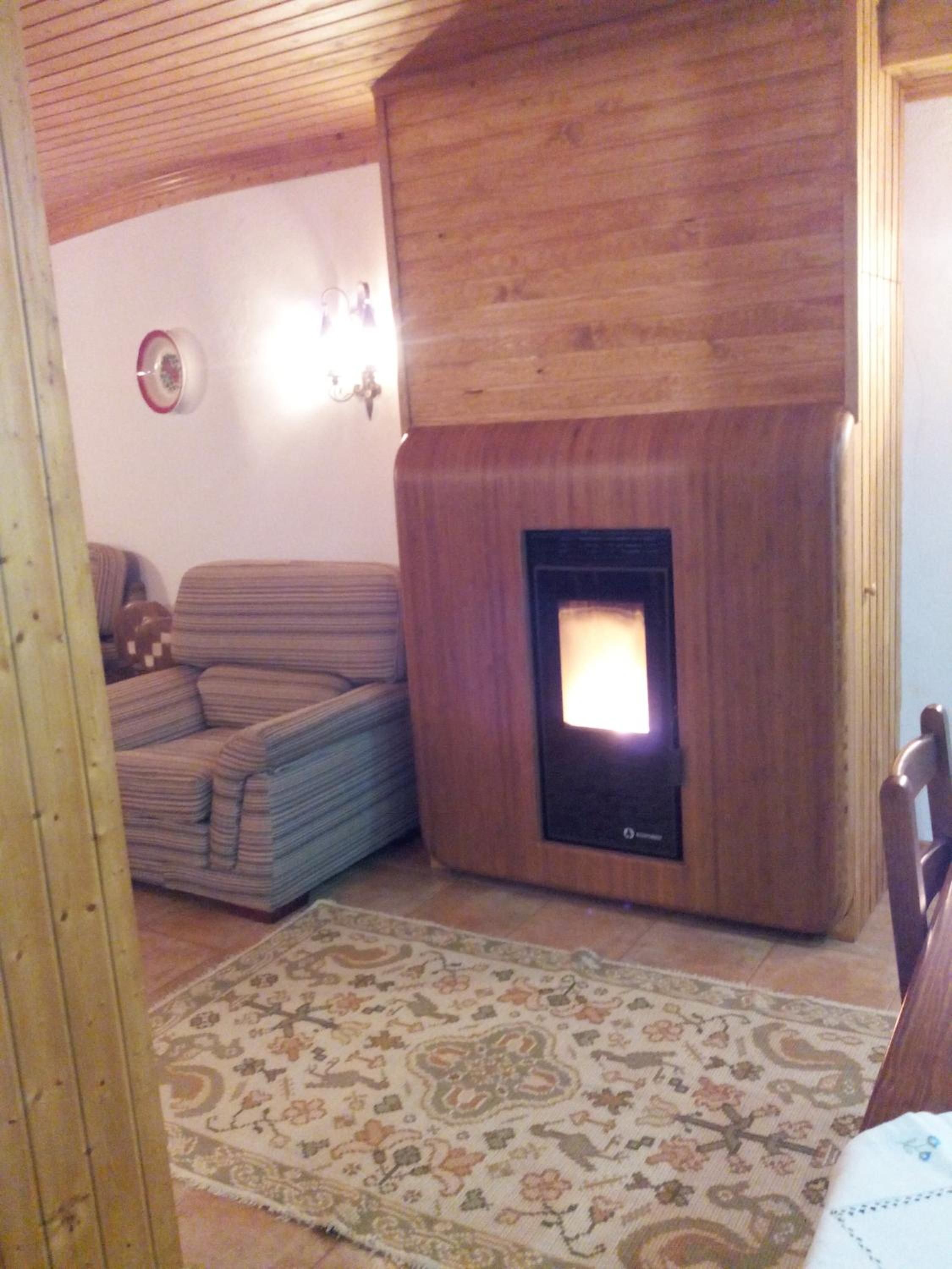 Three-Bedroom House - Photo 44