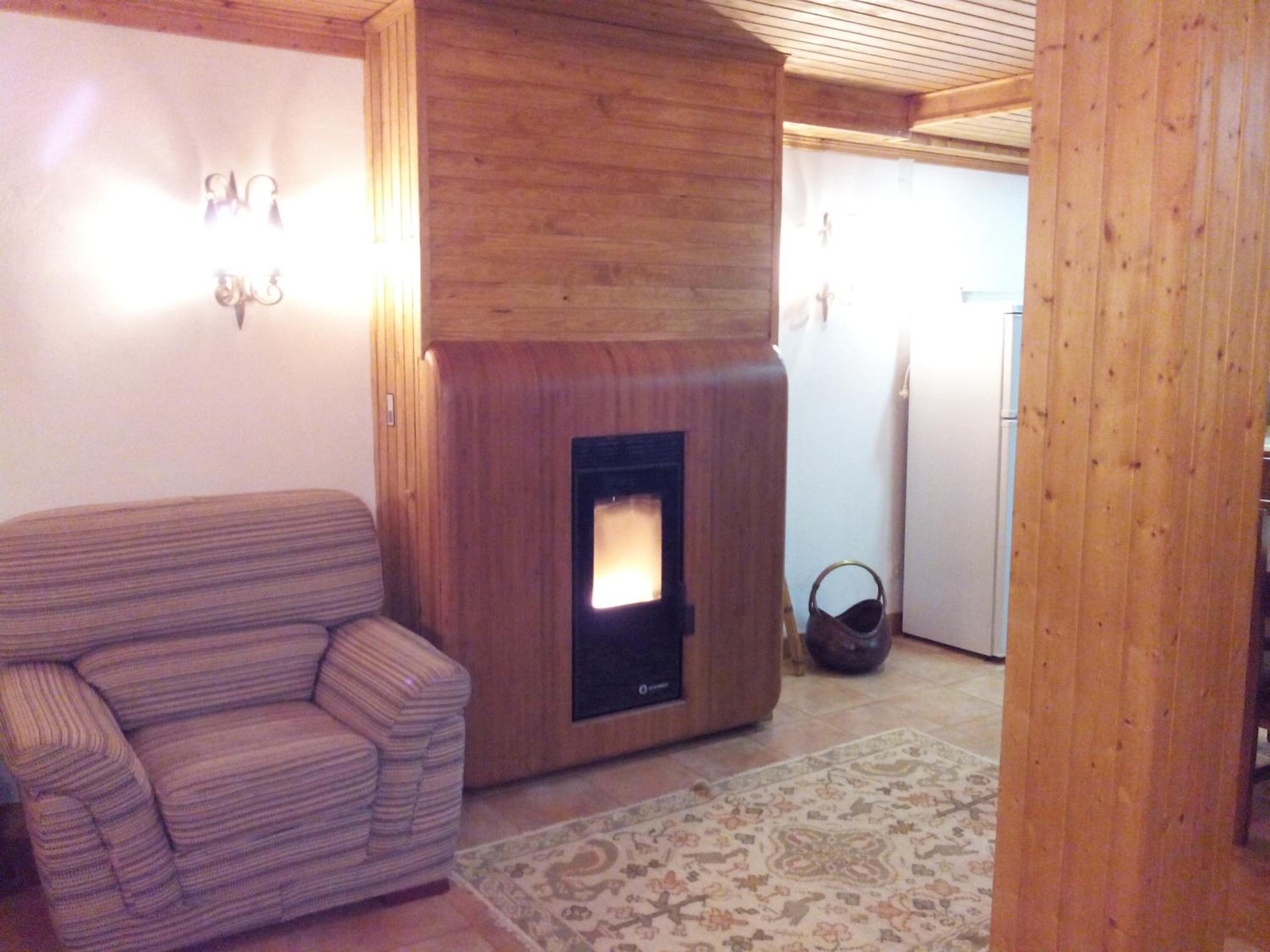 Three-Bedroom House - Photo 73