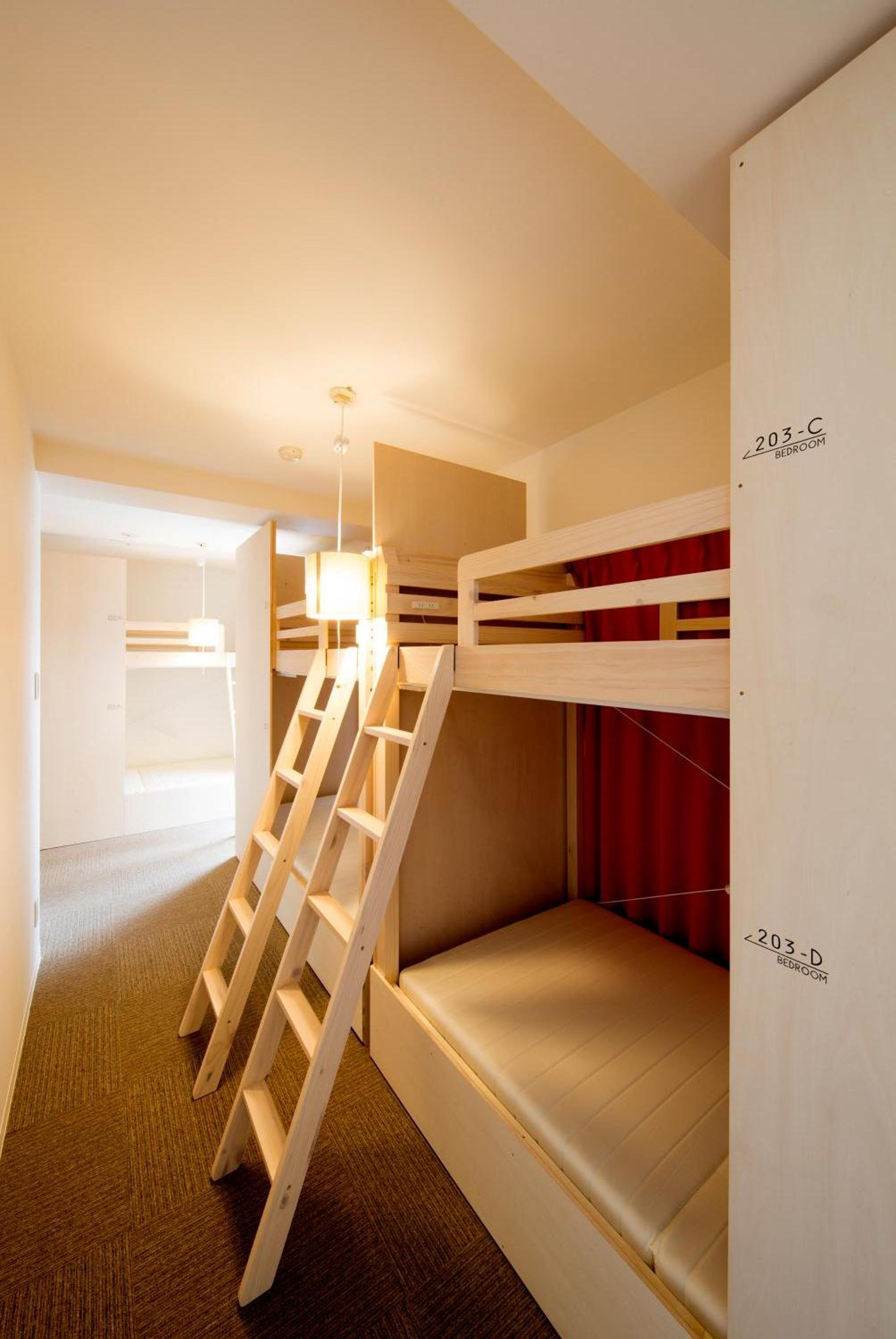 6-Bed Mixed Dormitory Room