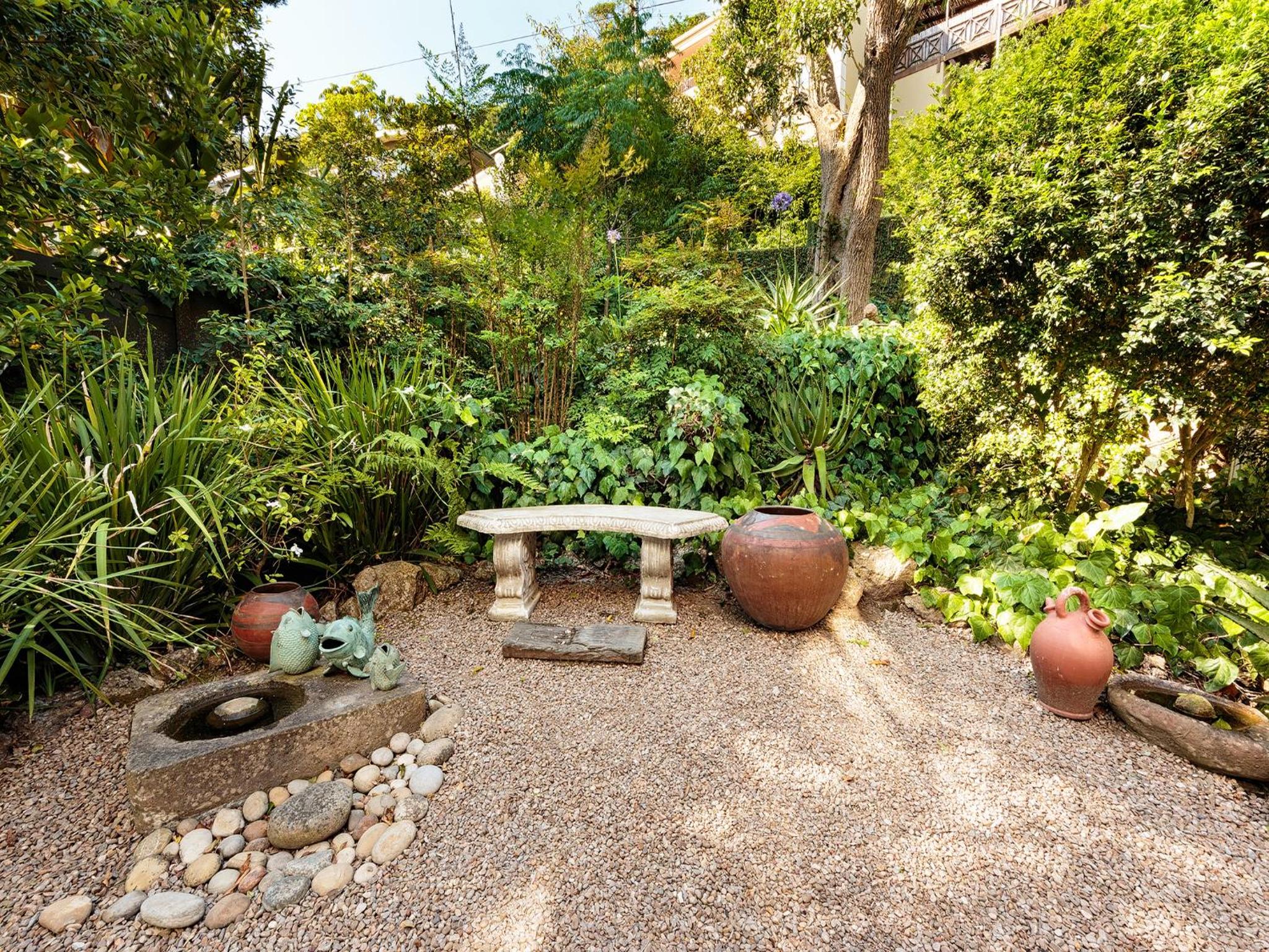Double or Twin Room with Garden View photo 3