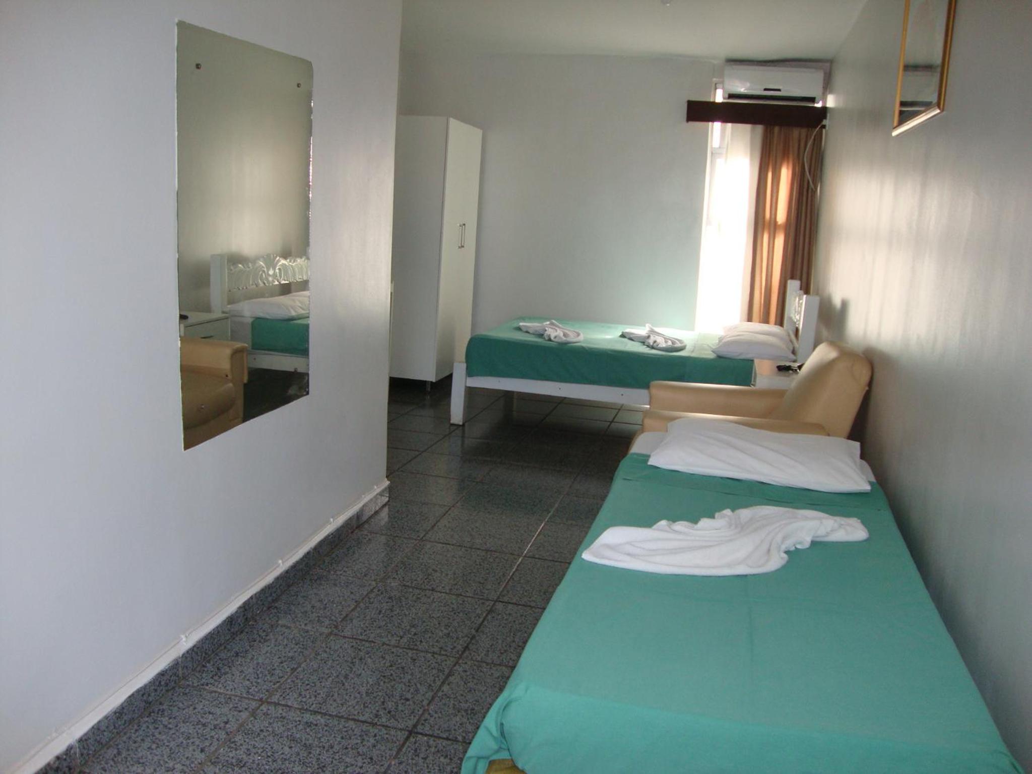 Triple Room with Air-Conditioning