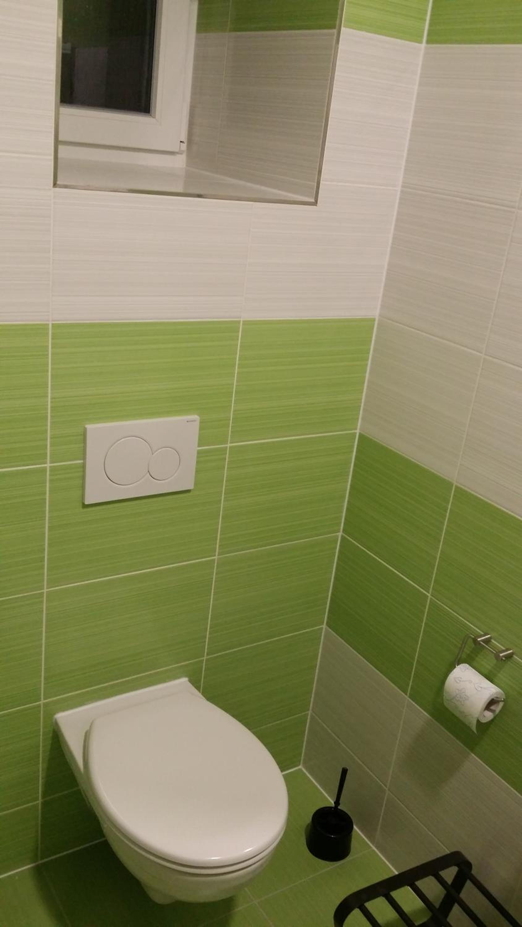 Twin Room with Private Bathroom photo 2