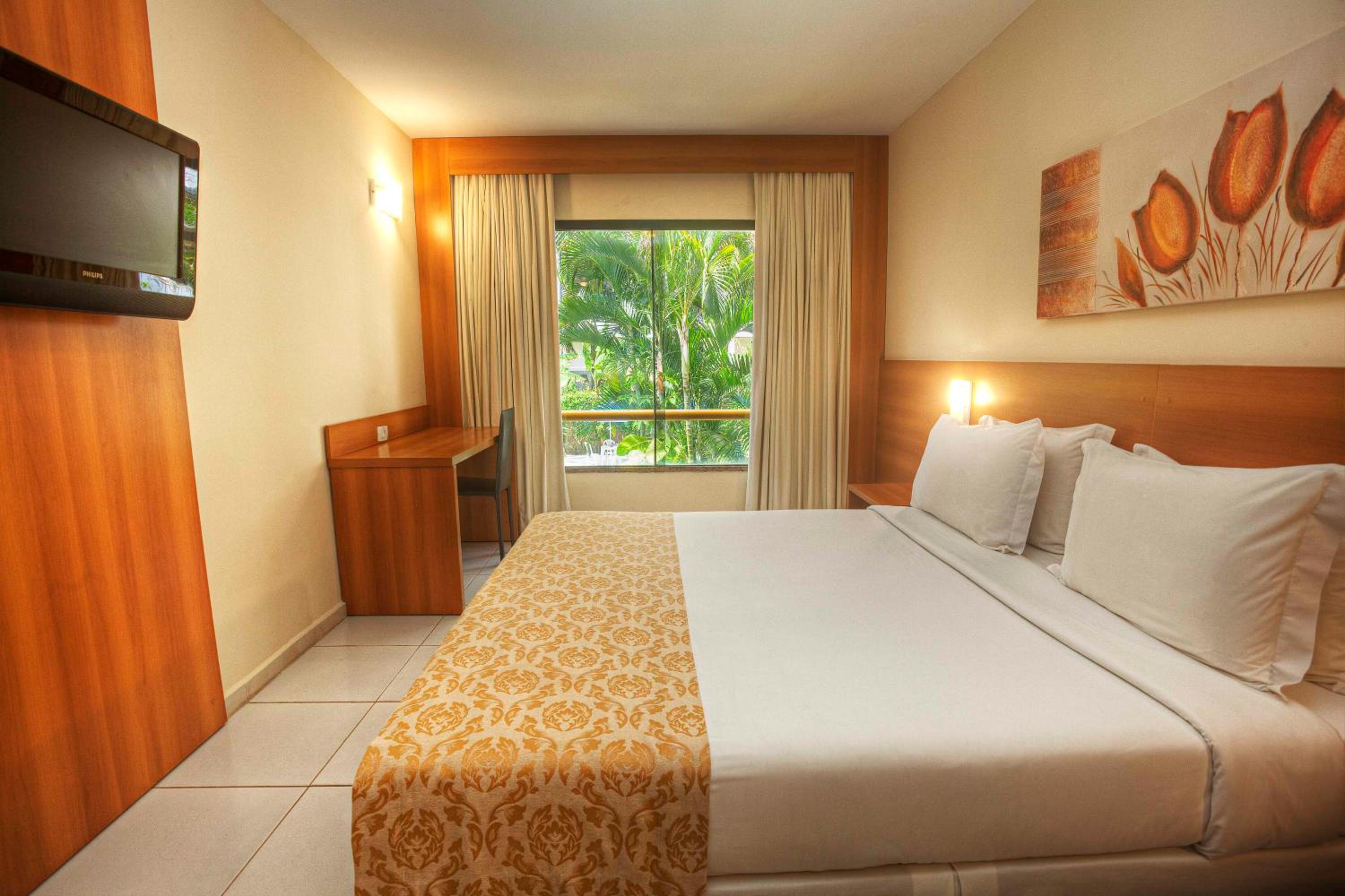 Standard Double or Twin Room - Photo 8