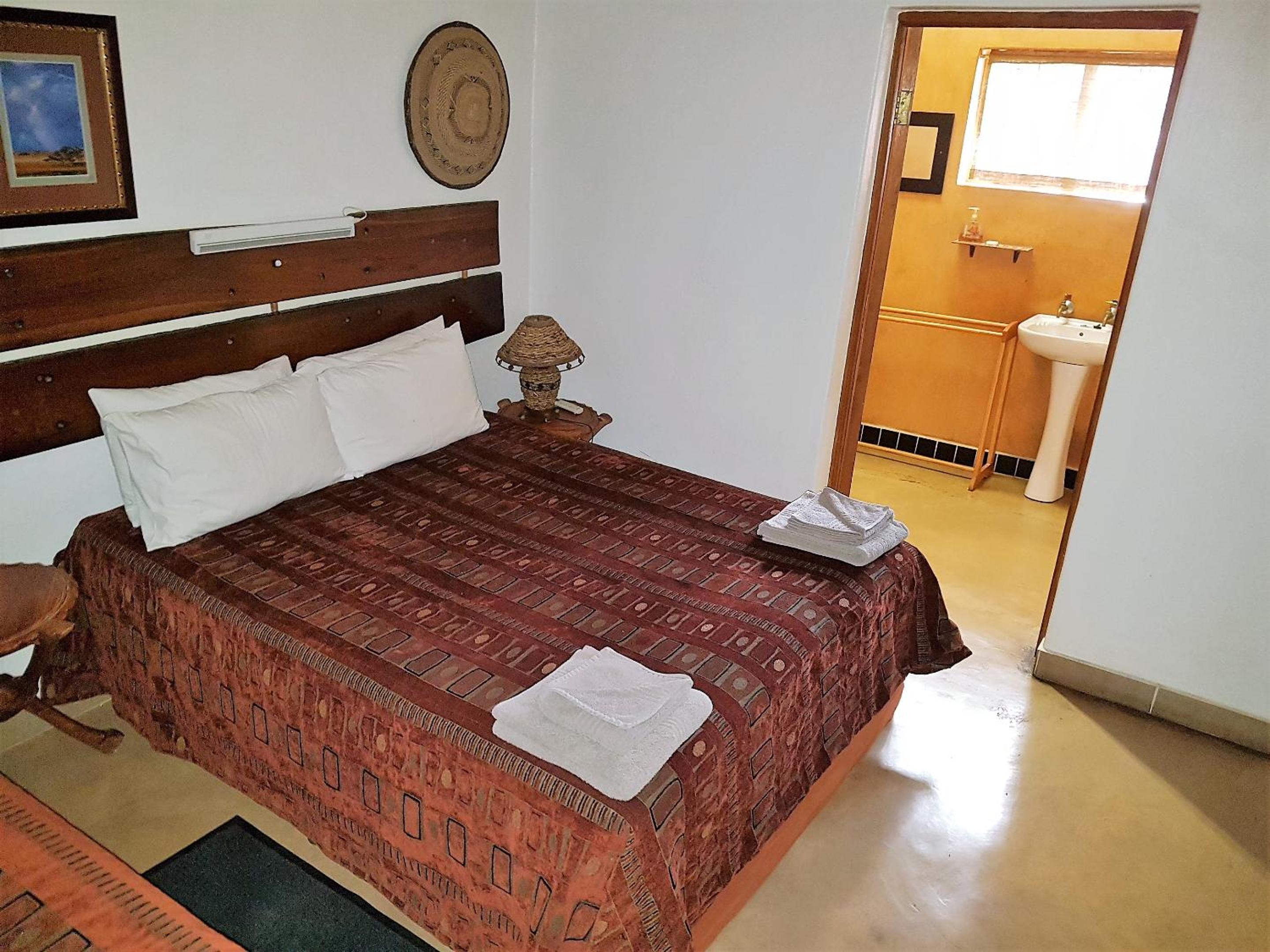 Three-Bedroom Chalet - Photo 4