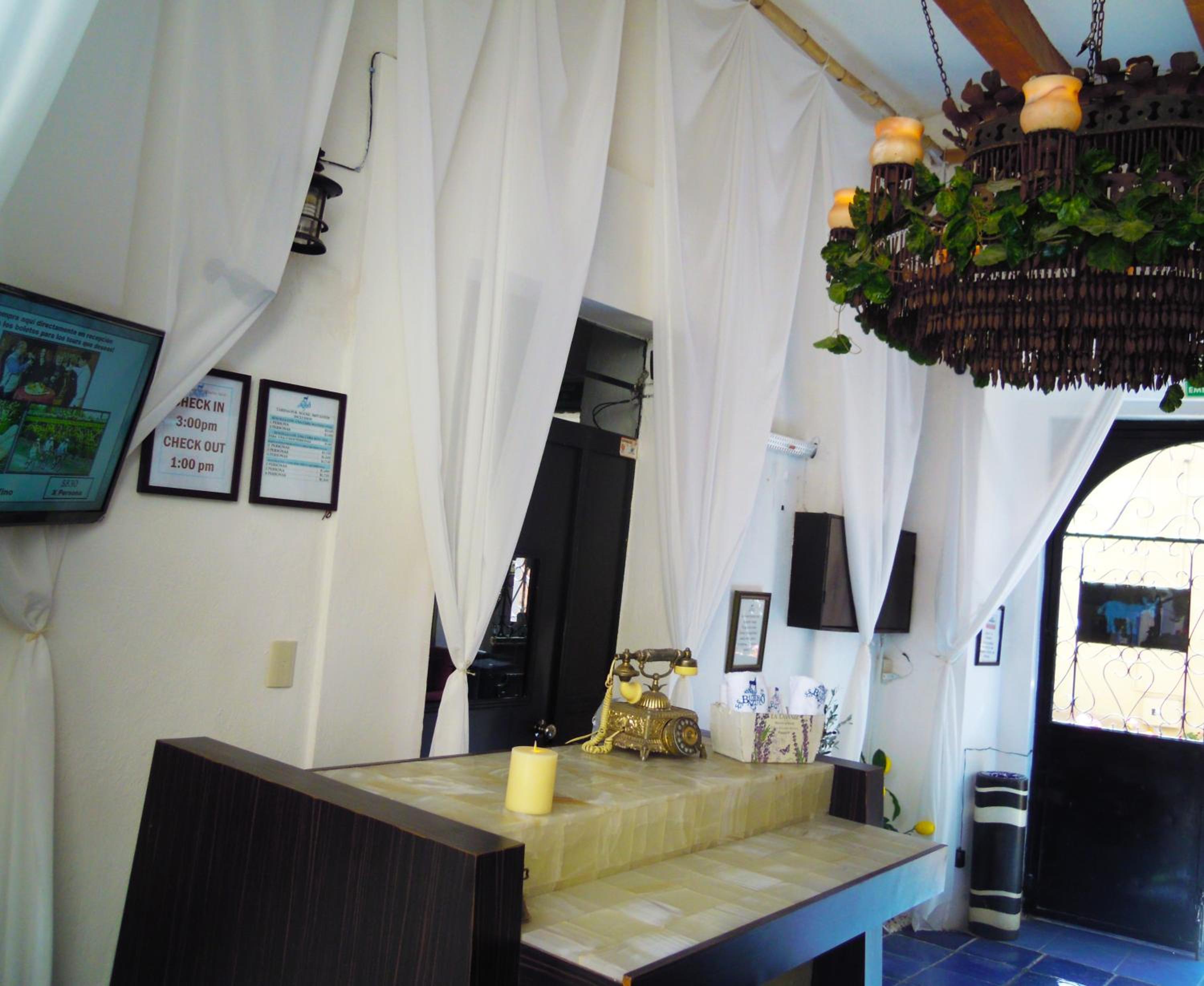 Double Room - Photo 6