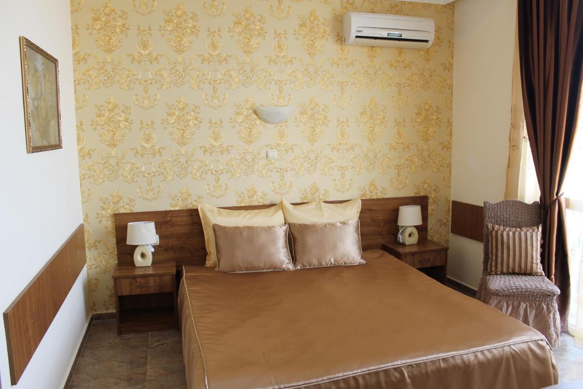 One-Bedroom Apartment with Sea View photo 1