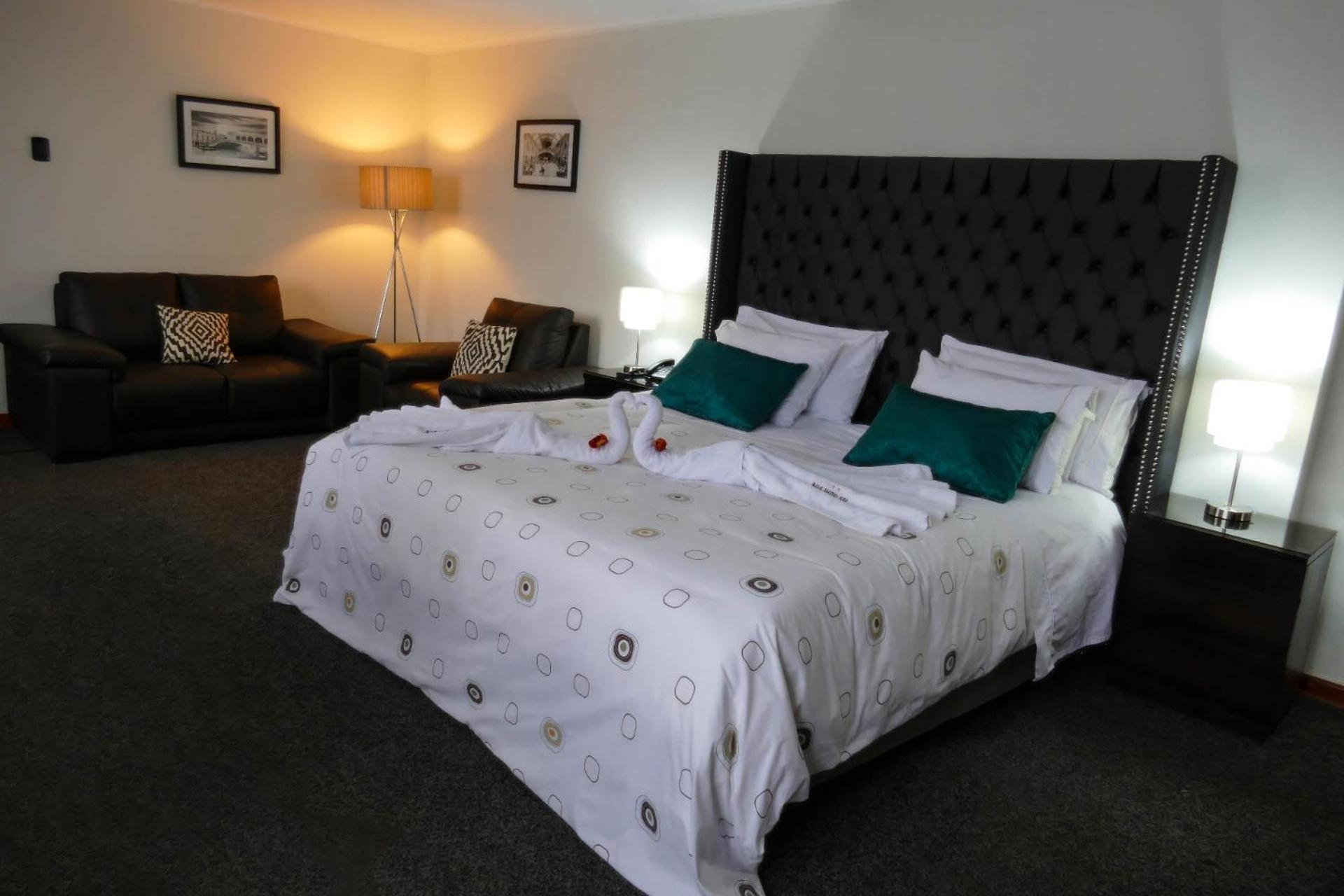 Deluxe Suite photo 2