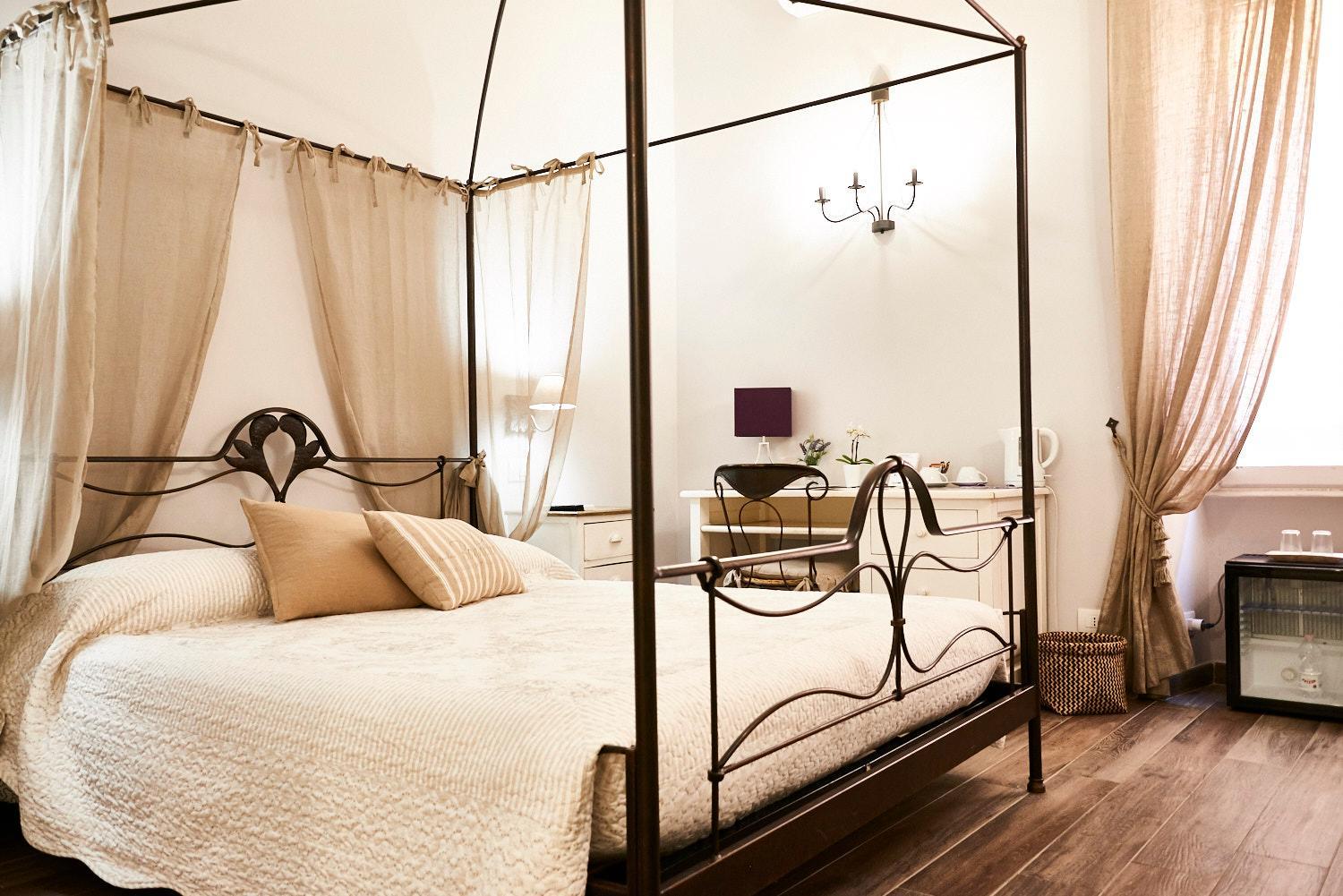 Deluxe Double Room photo 2