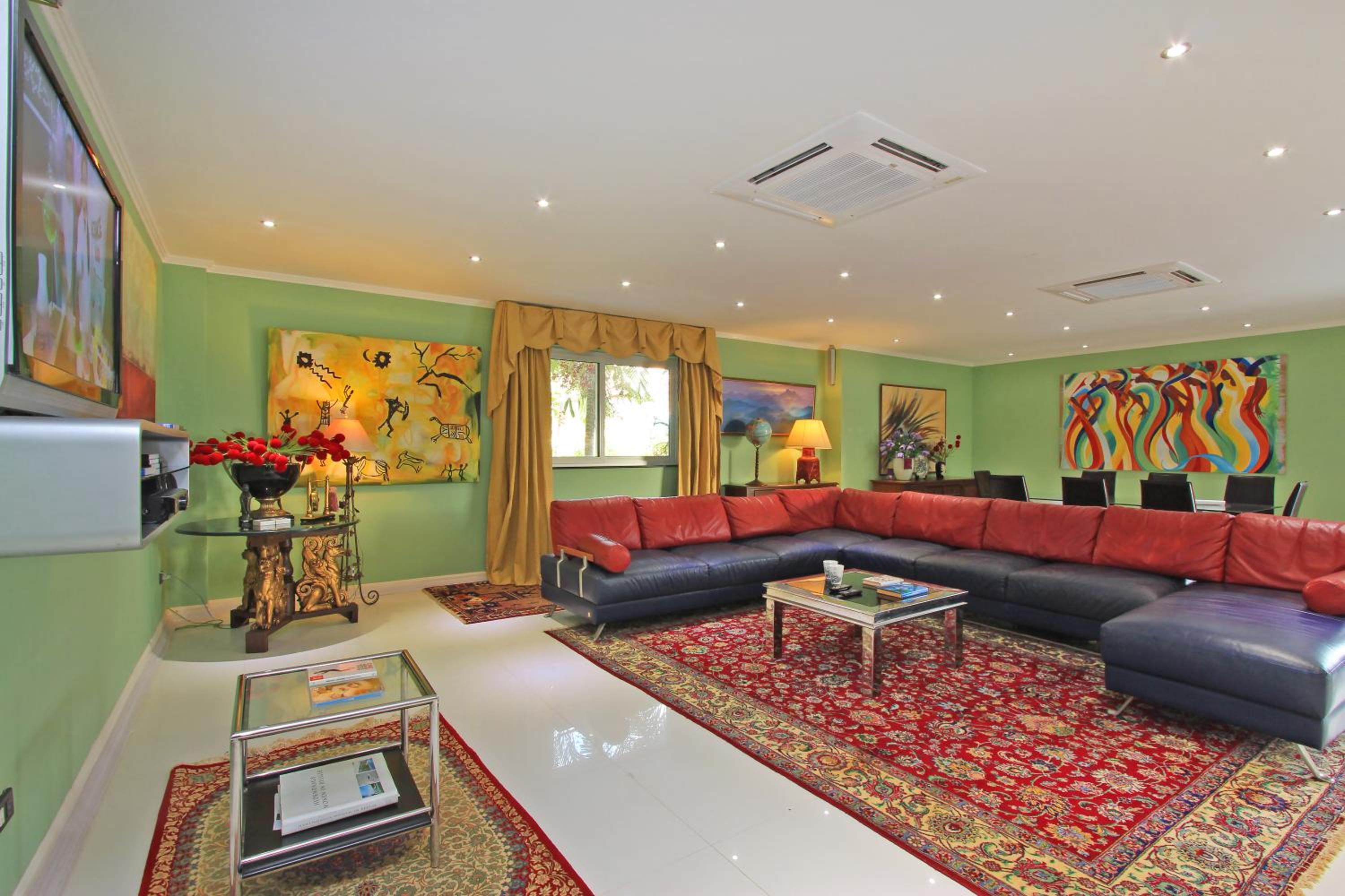 Superior Villa photo 1