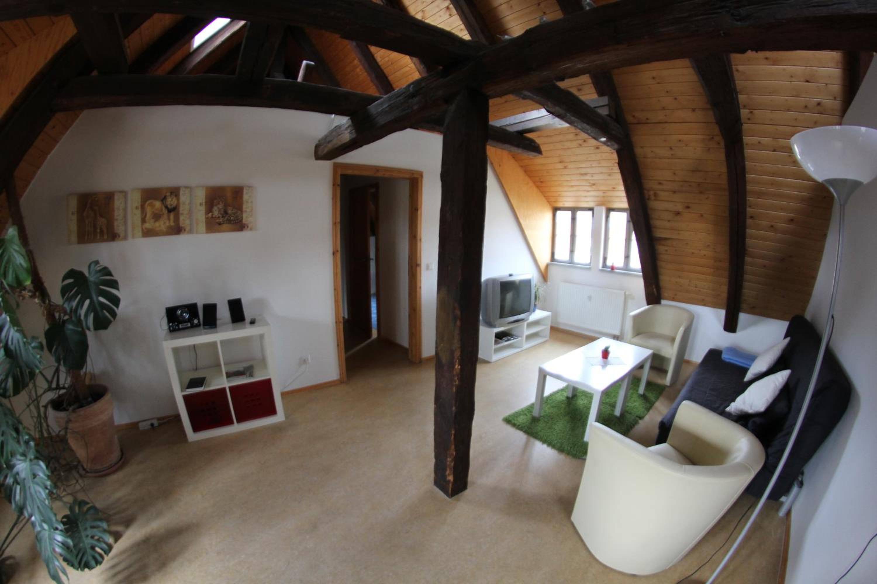 Three-Bedroom Apartment photo 2