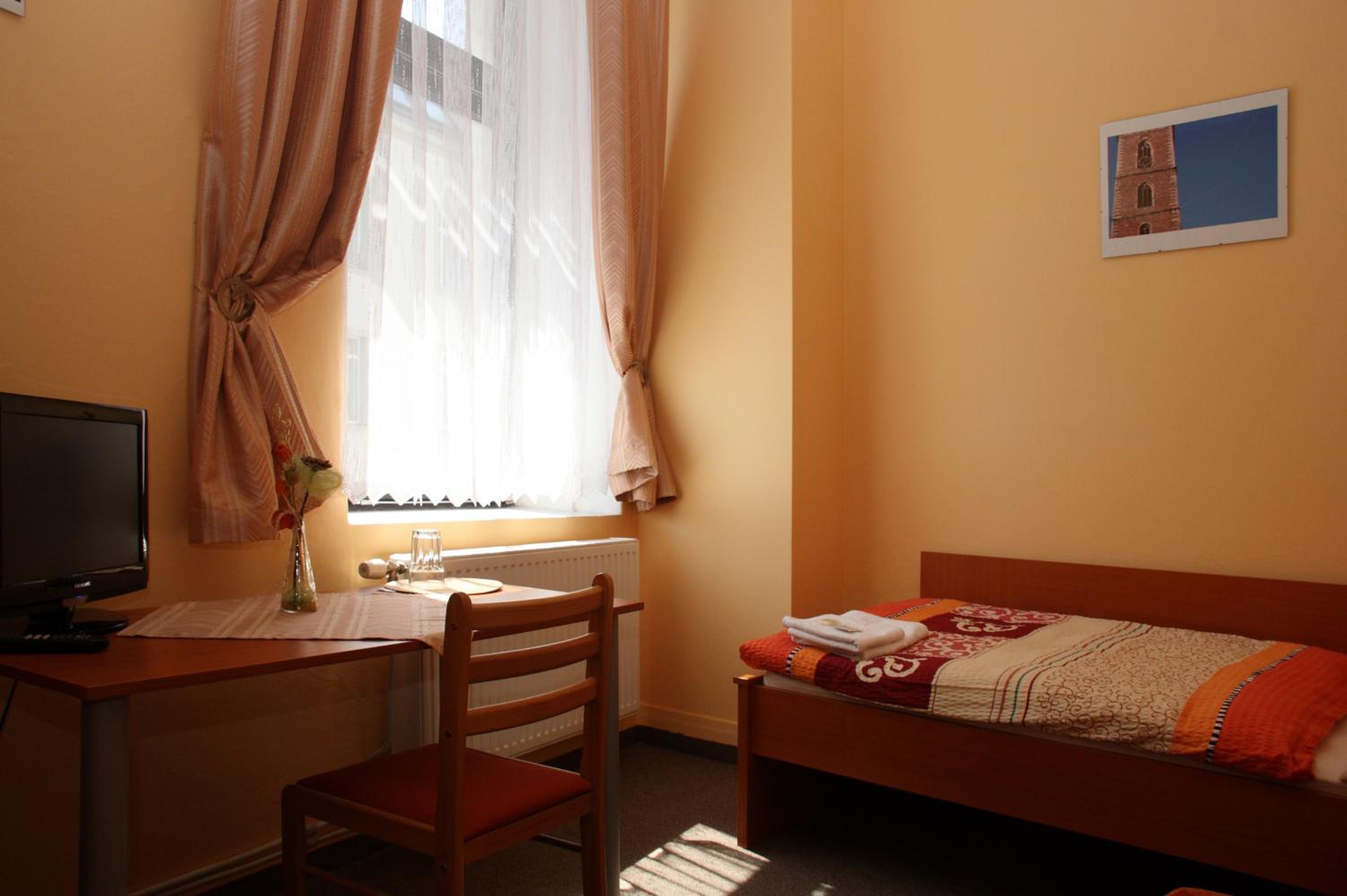 Single Room photo 1