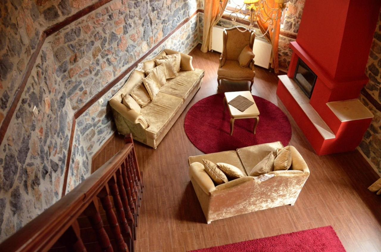 King Suite with Spa Bath photo 1