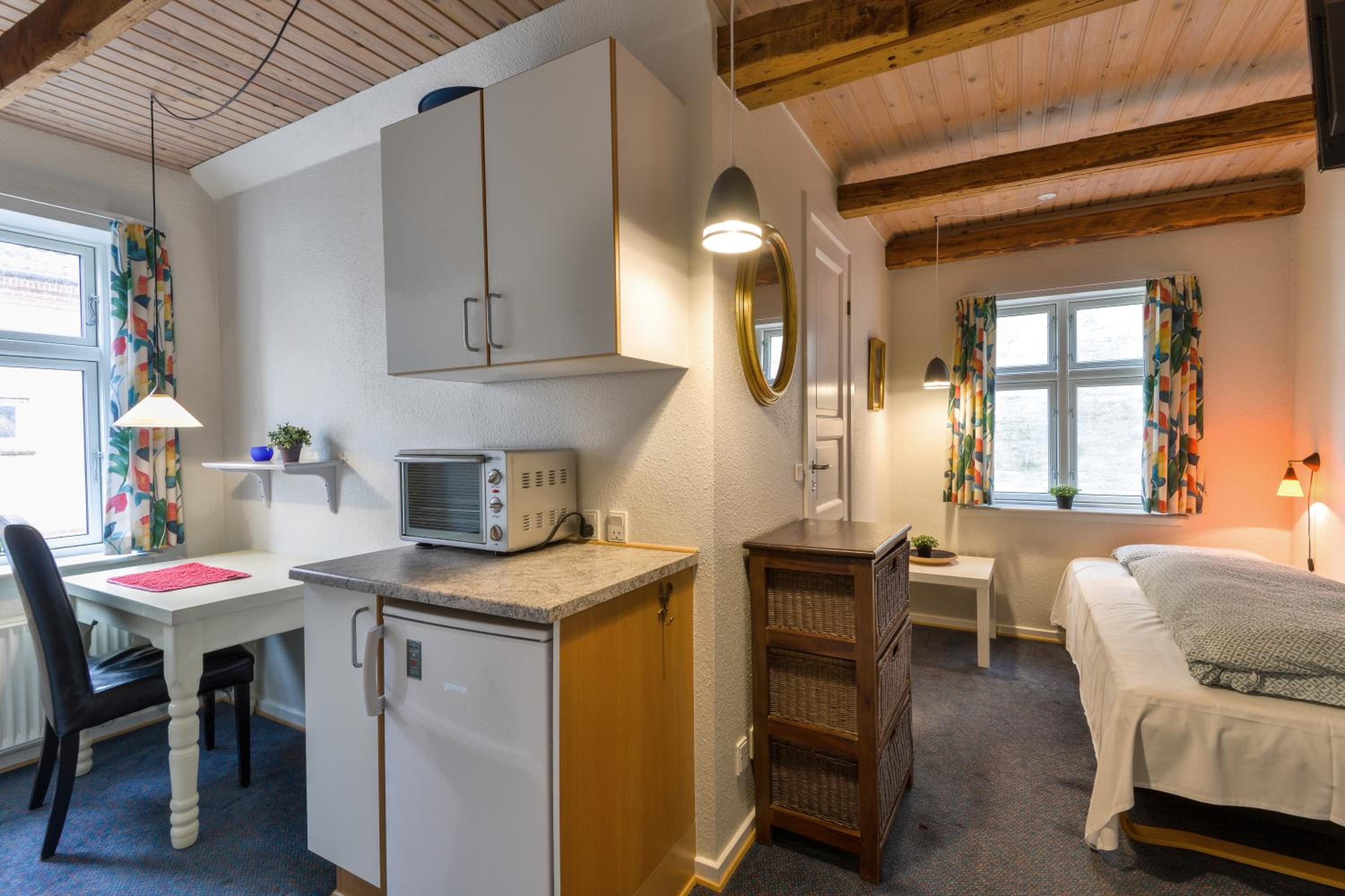 Single Room with Private Bathroom