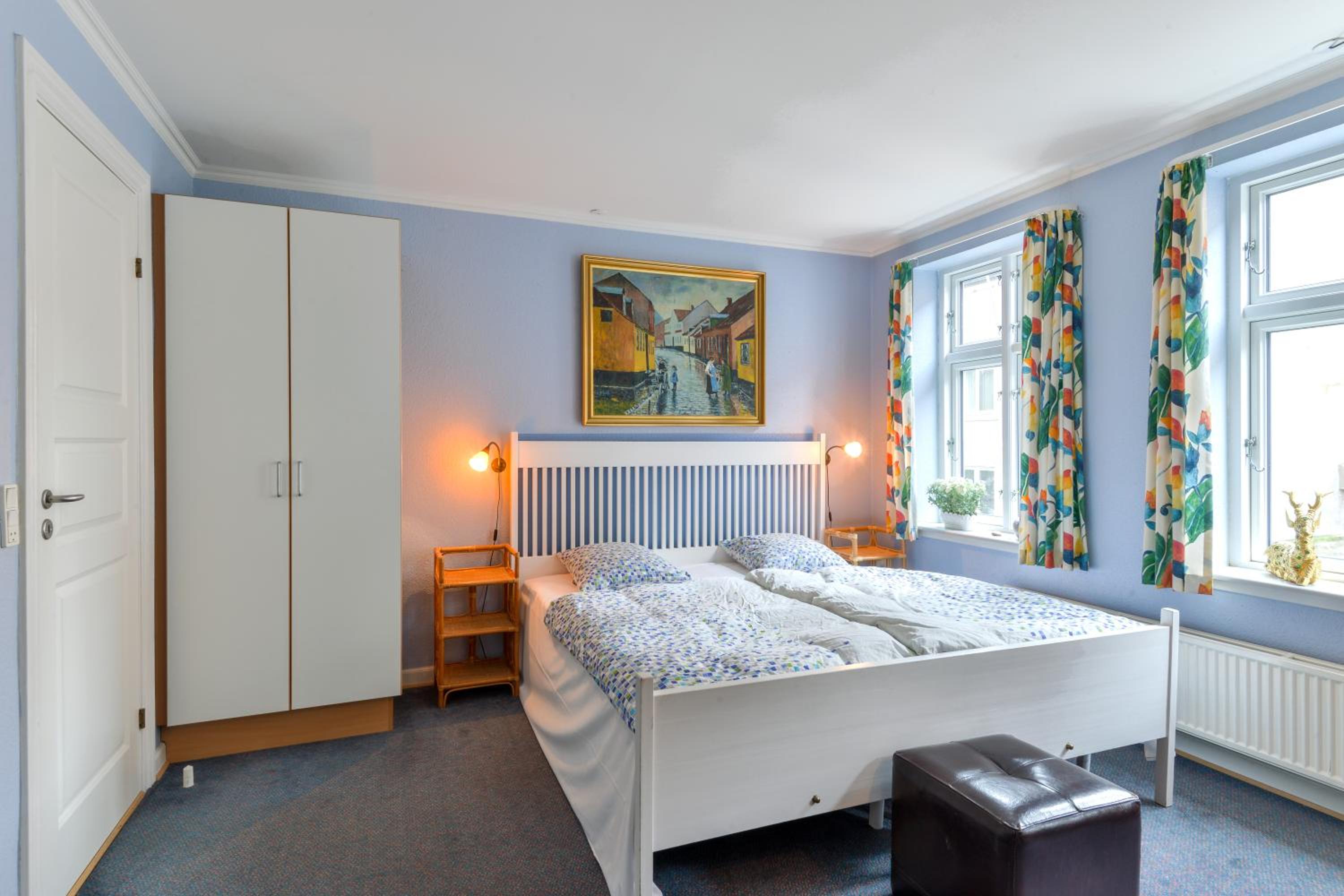 Budget Twin Room - Photo 1