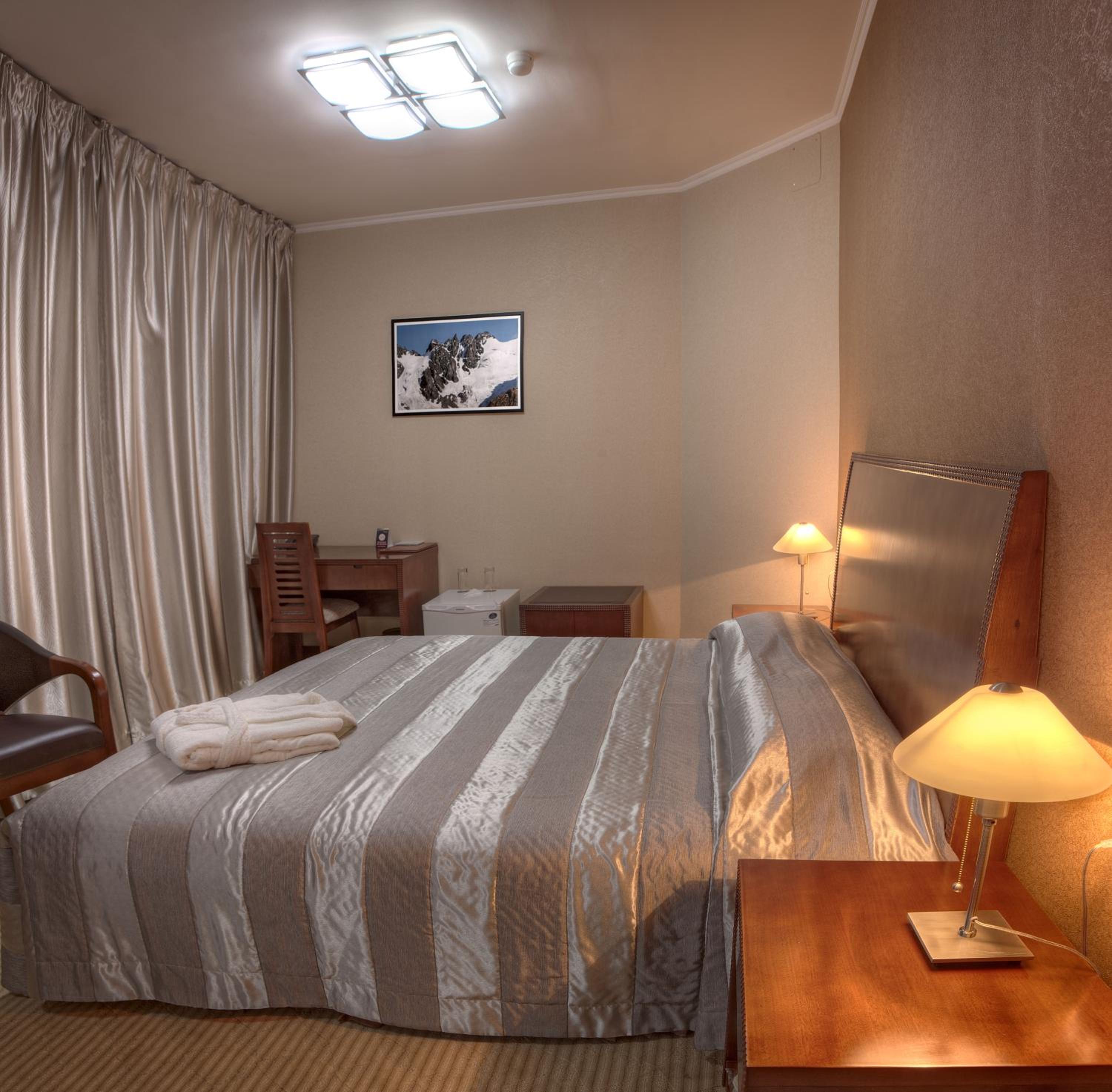 Deluxe Double Room photo 3