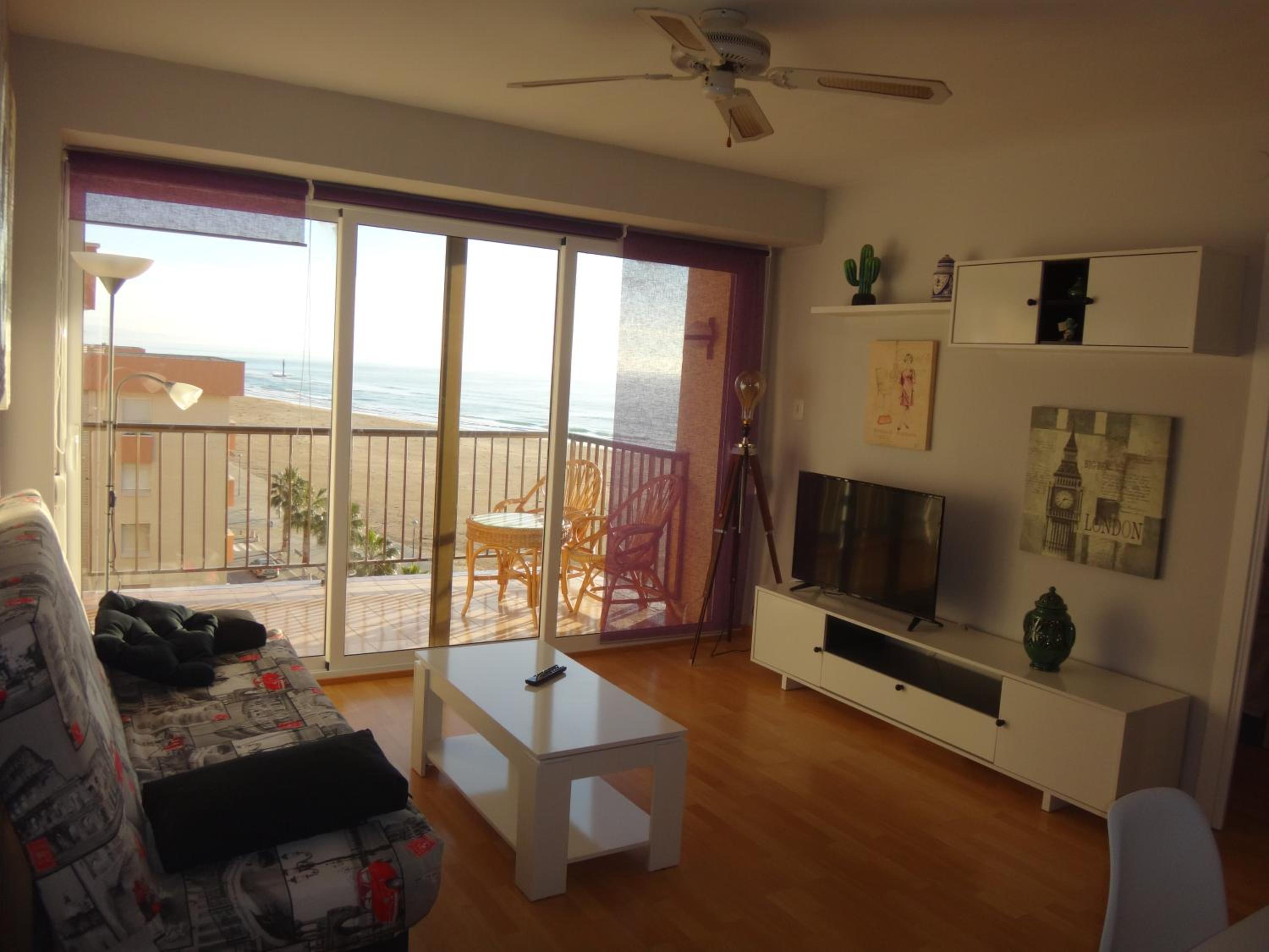 Apartamento con vista al mar