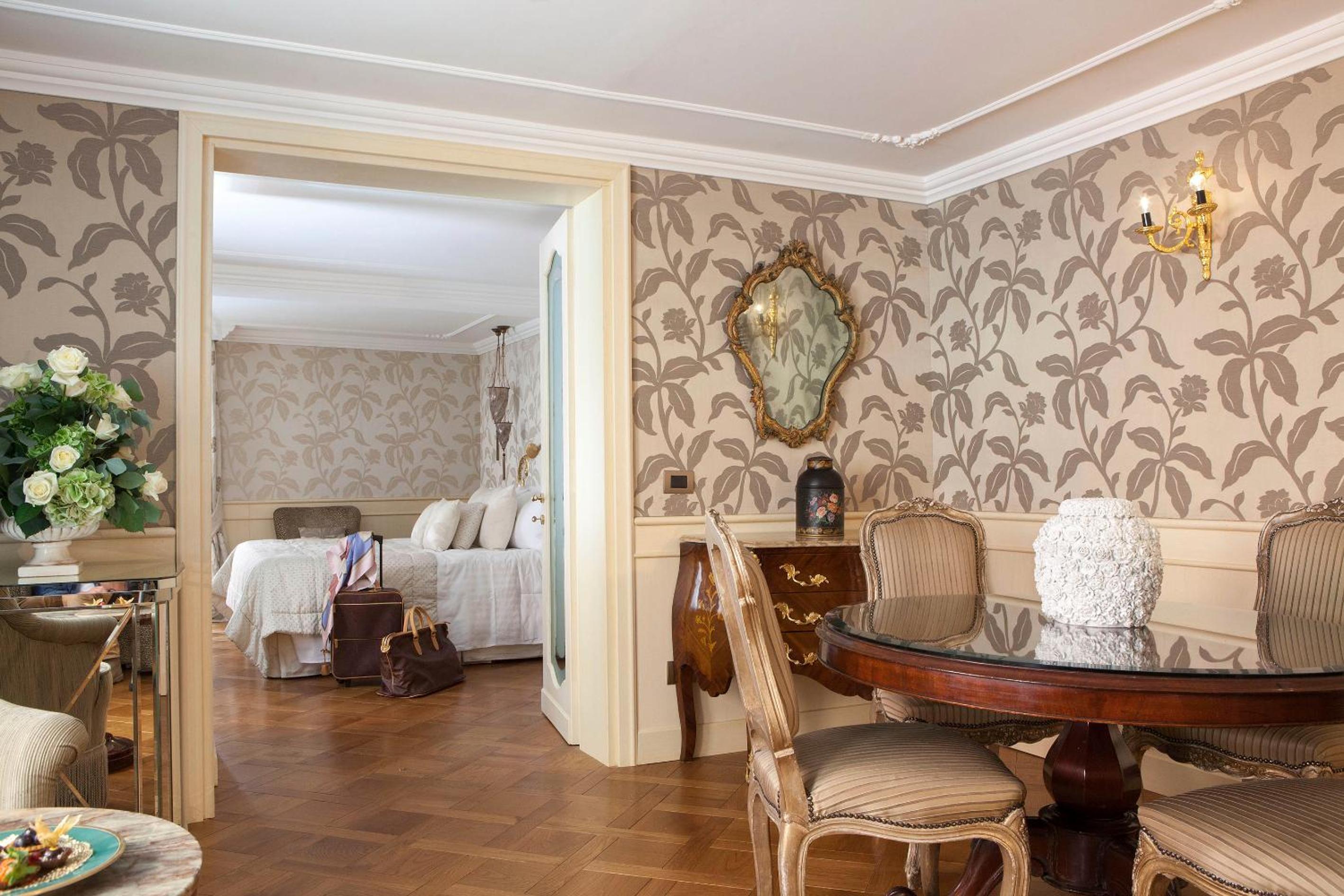 Suite - Photo 6
