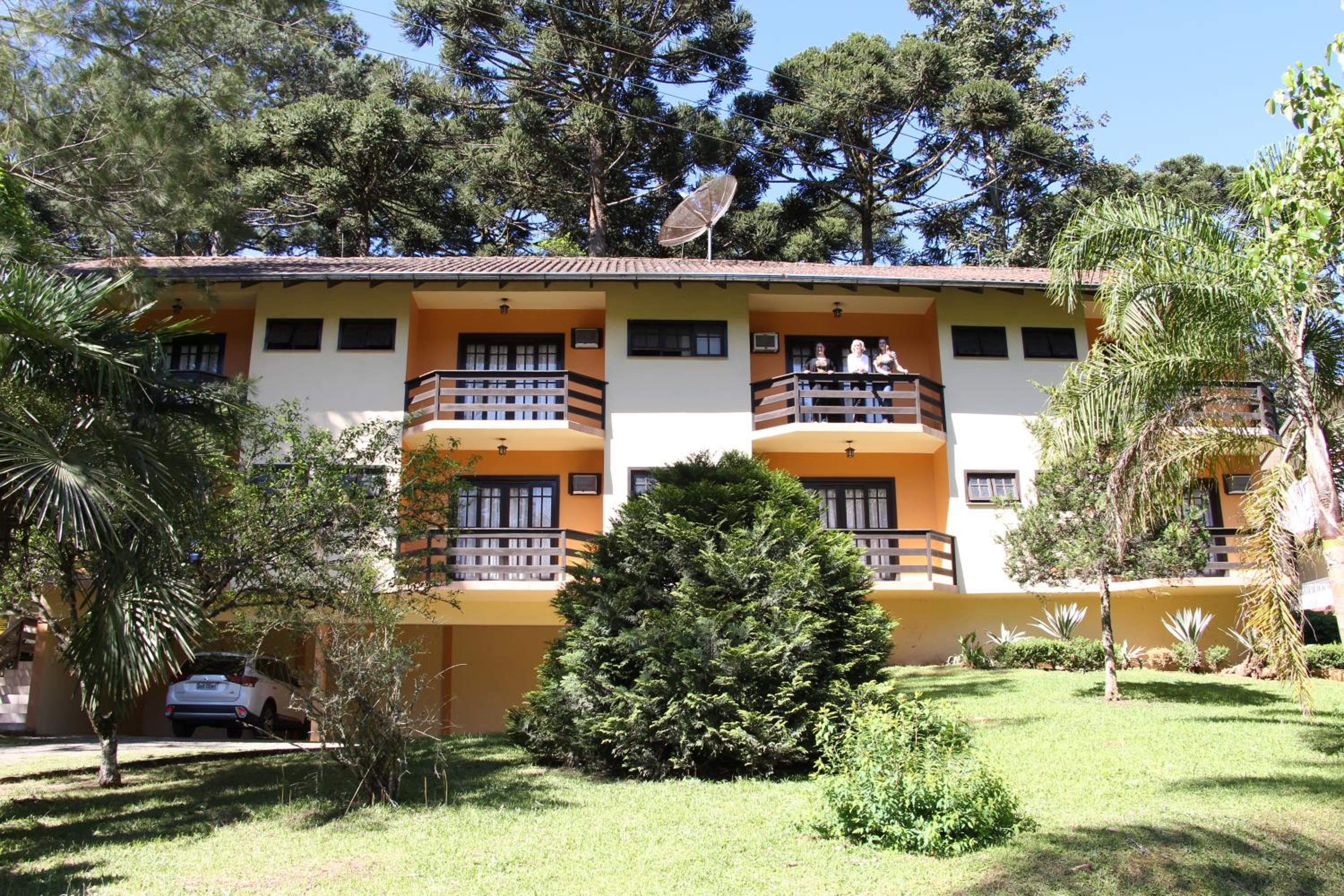 Double or Twin Room with Balcony - Photo 9