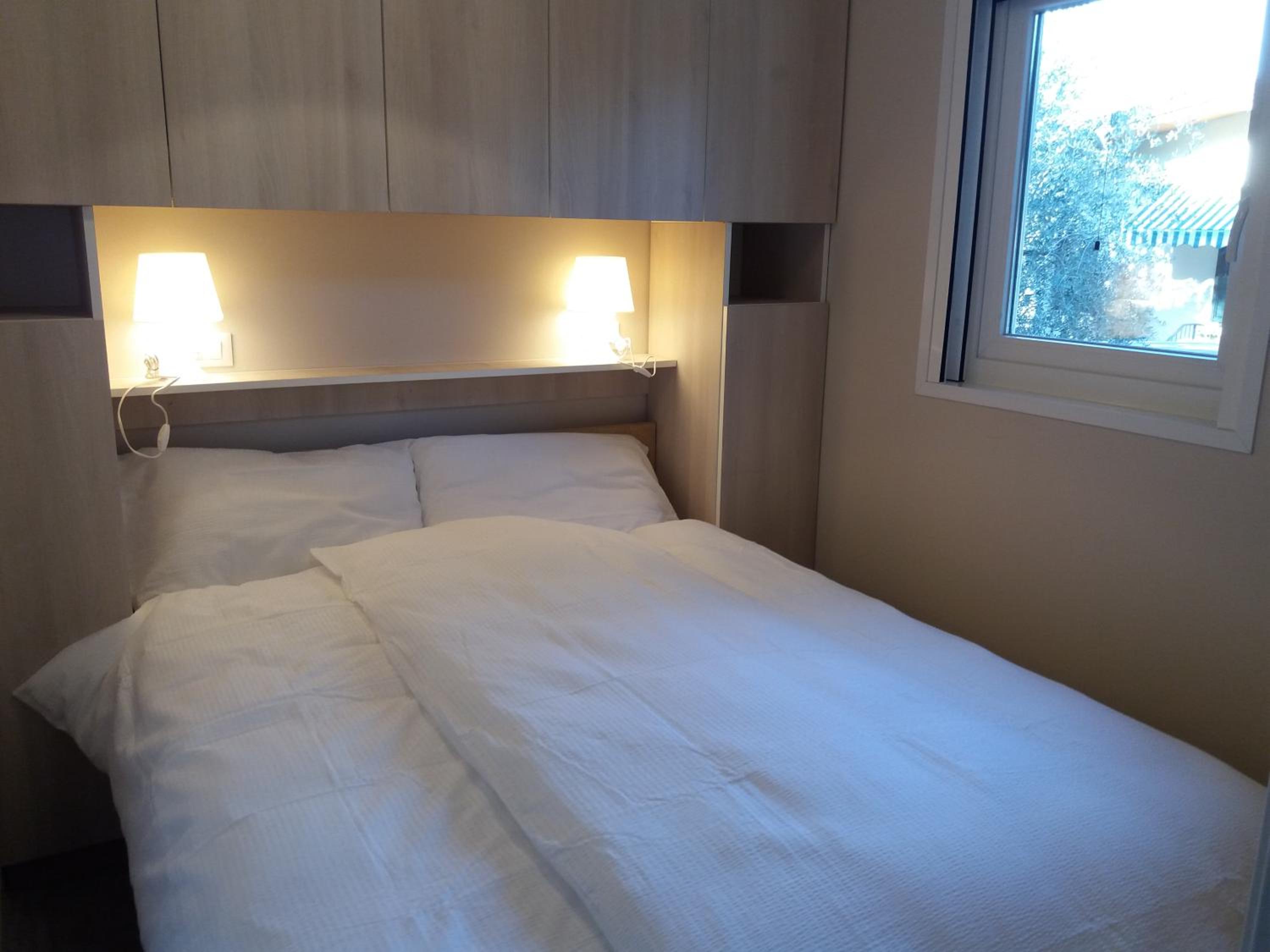Superior Bungalow - Photo 6