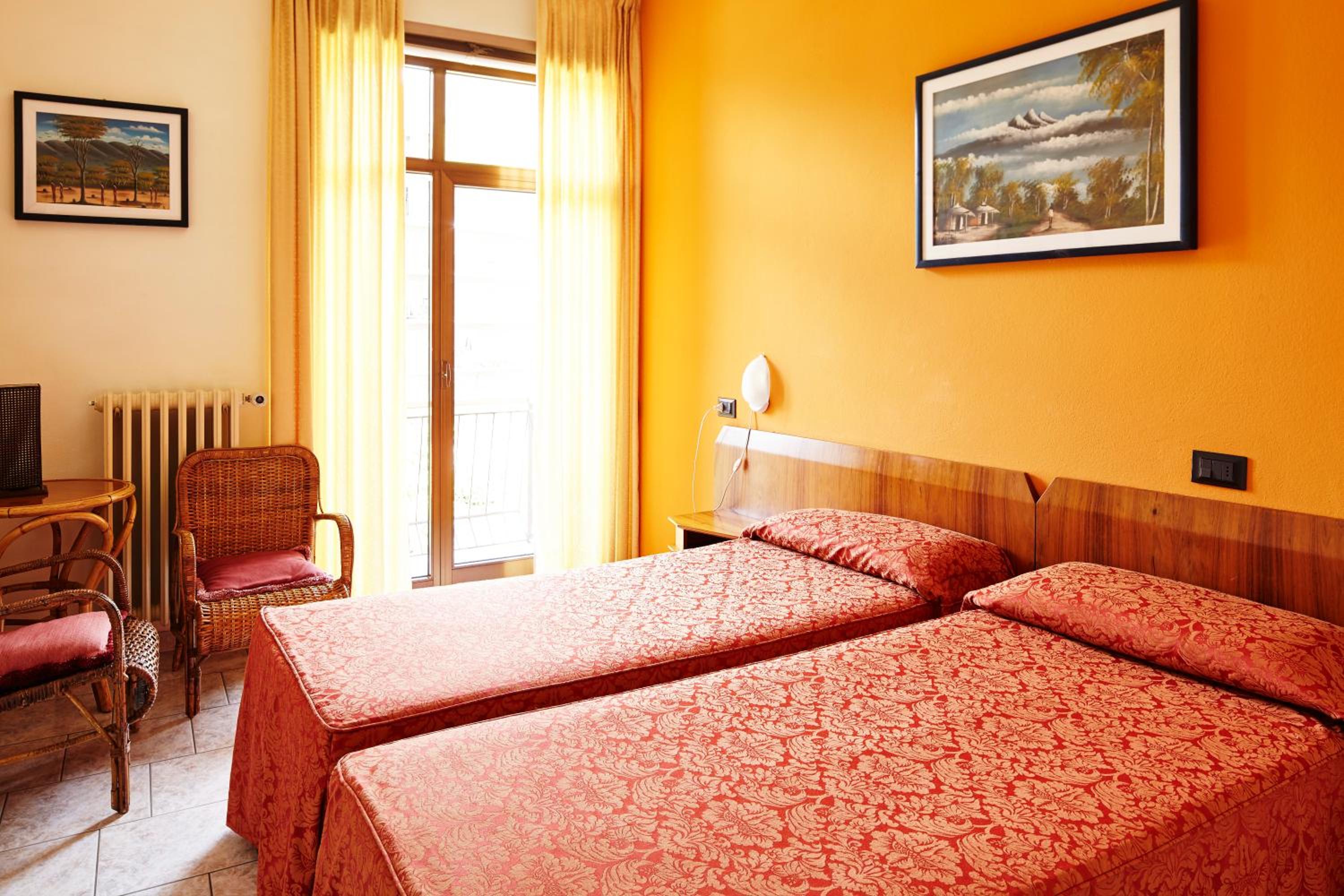 Double Room - Photo 4