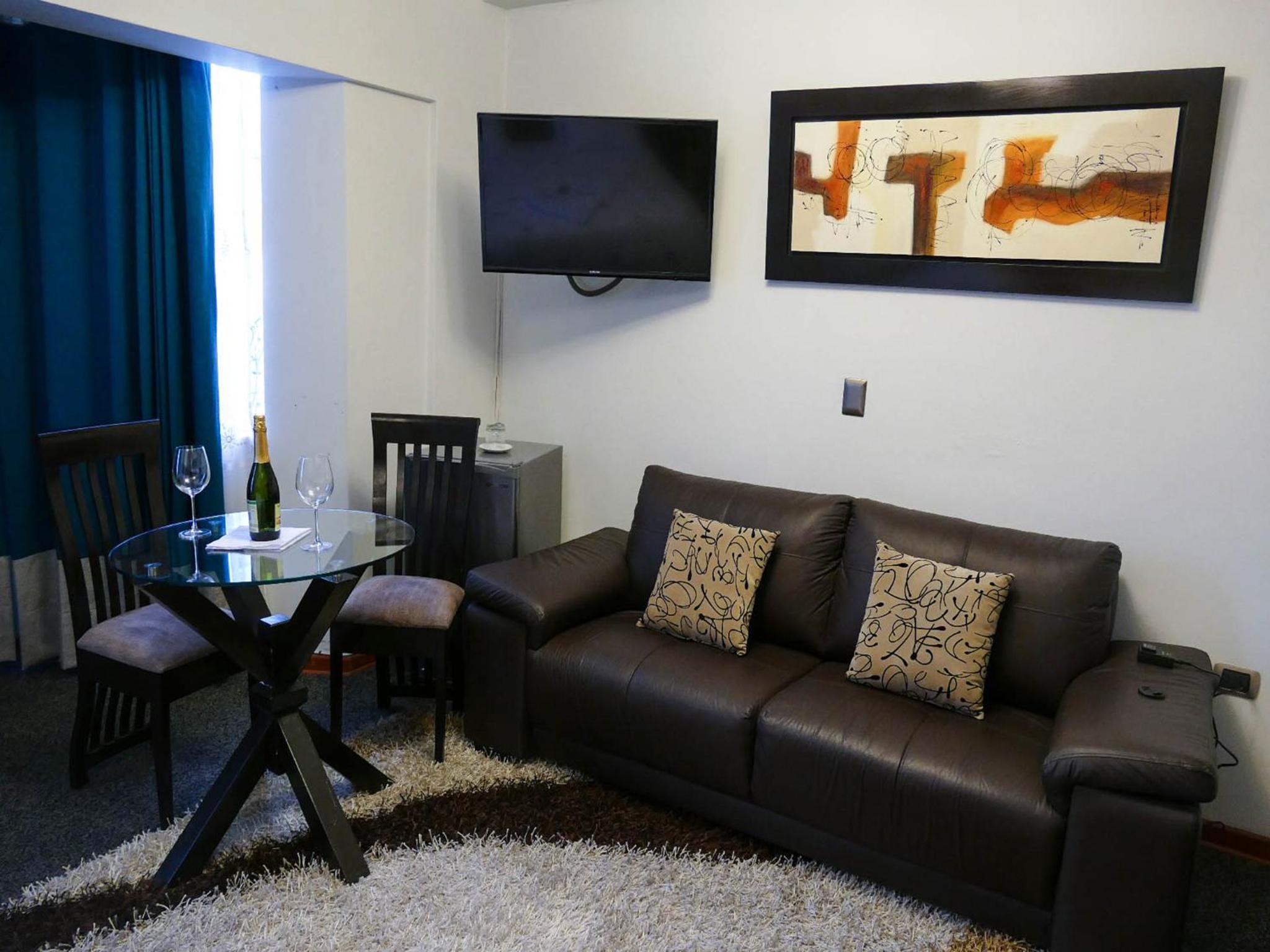 Executive Suite photo 2