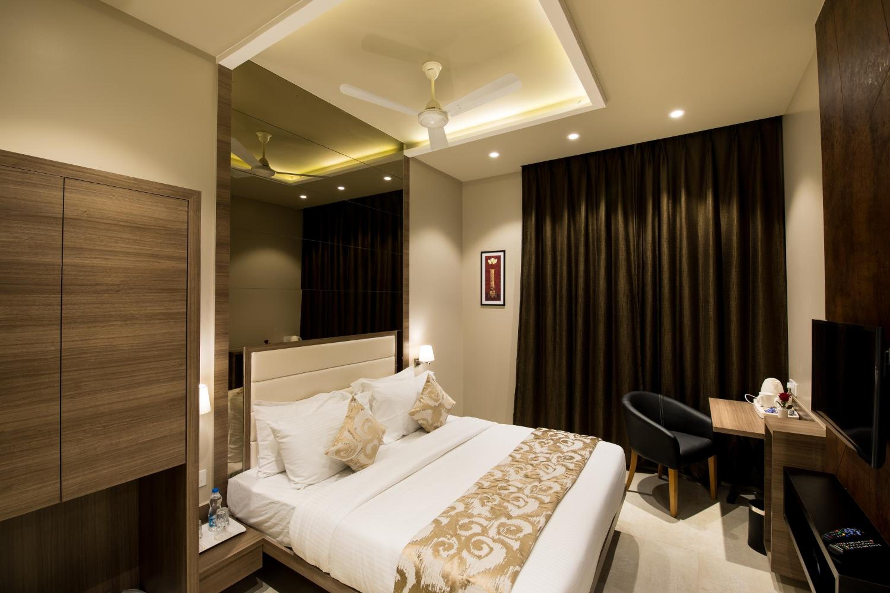 Deluxe Room - Photo 4
