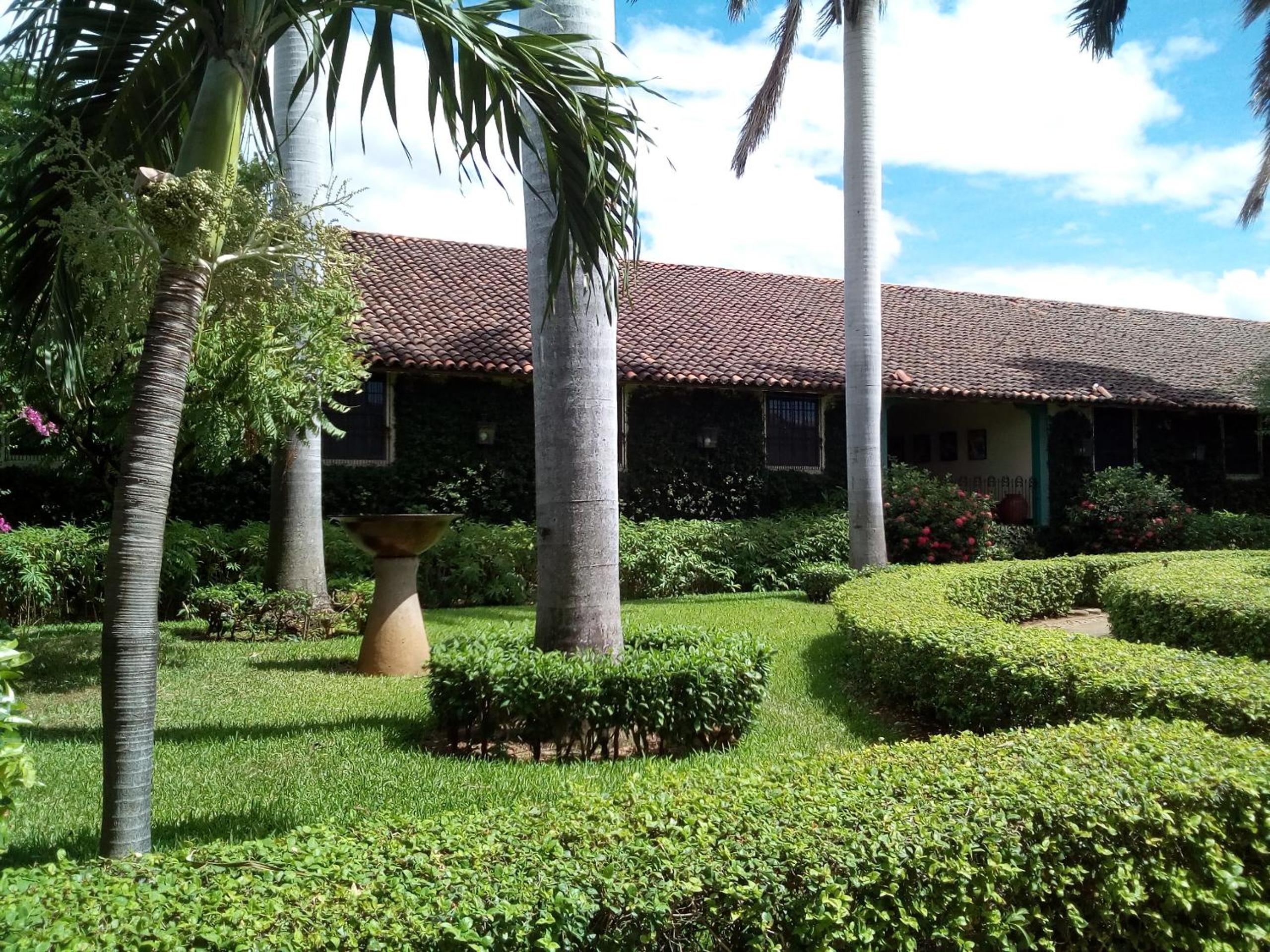 Deluxe Double Room with Garden View