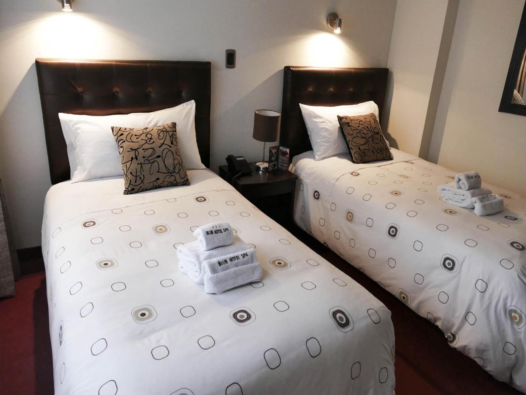 Standard Double Room photo 2